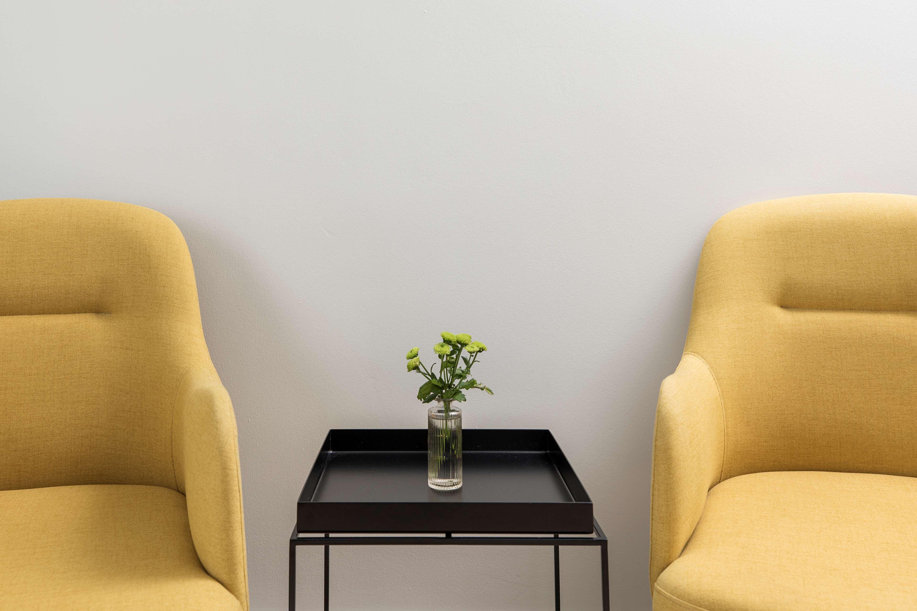 Room Business King Bed