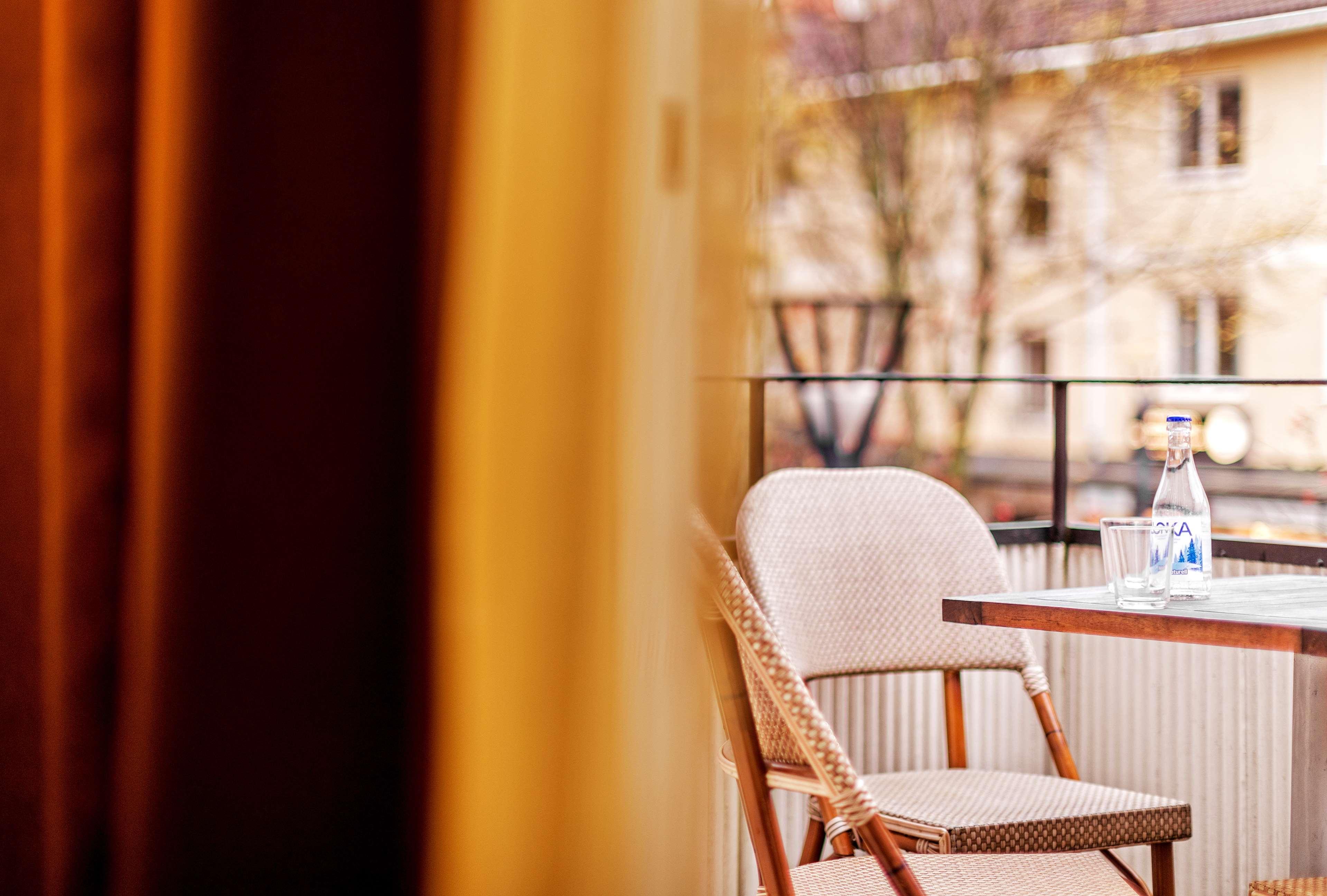 Suite Deluxe King Bed