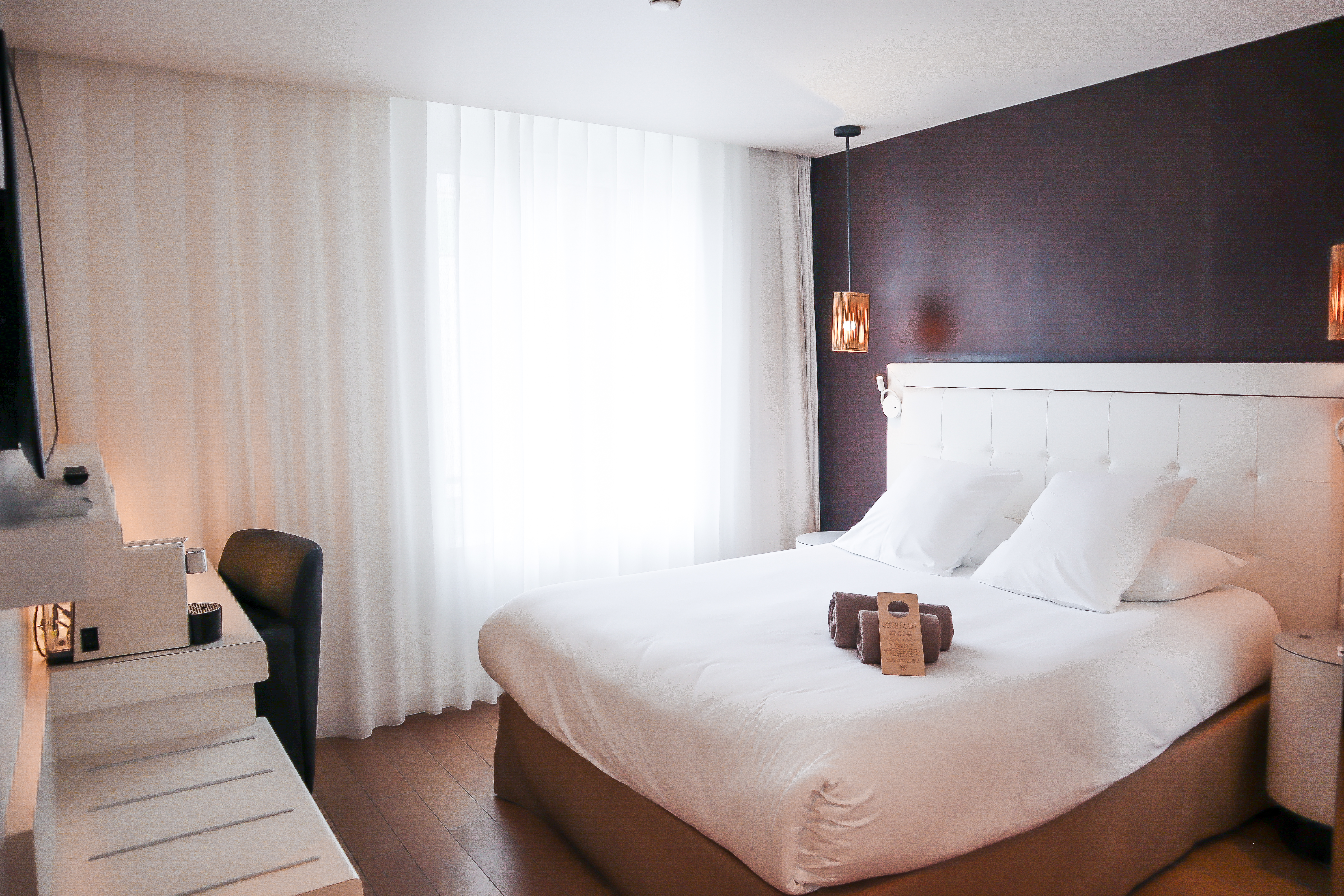 Double Queen Bed Non Smoking