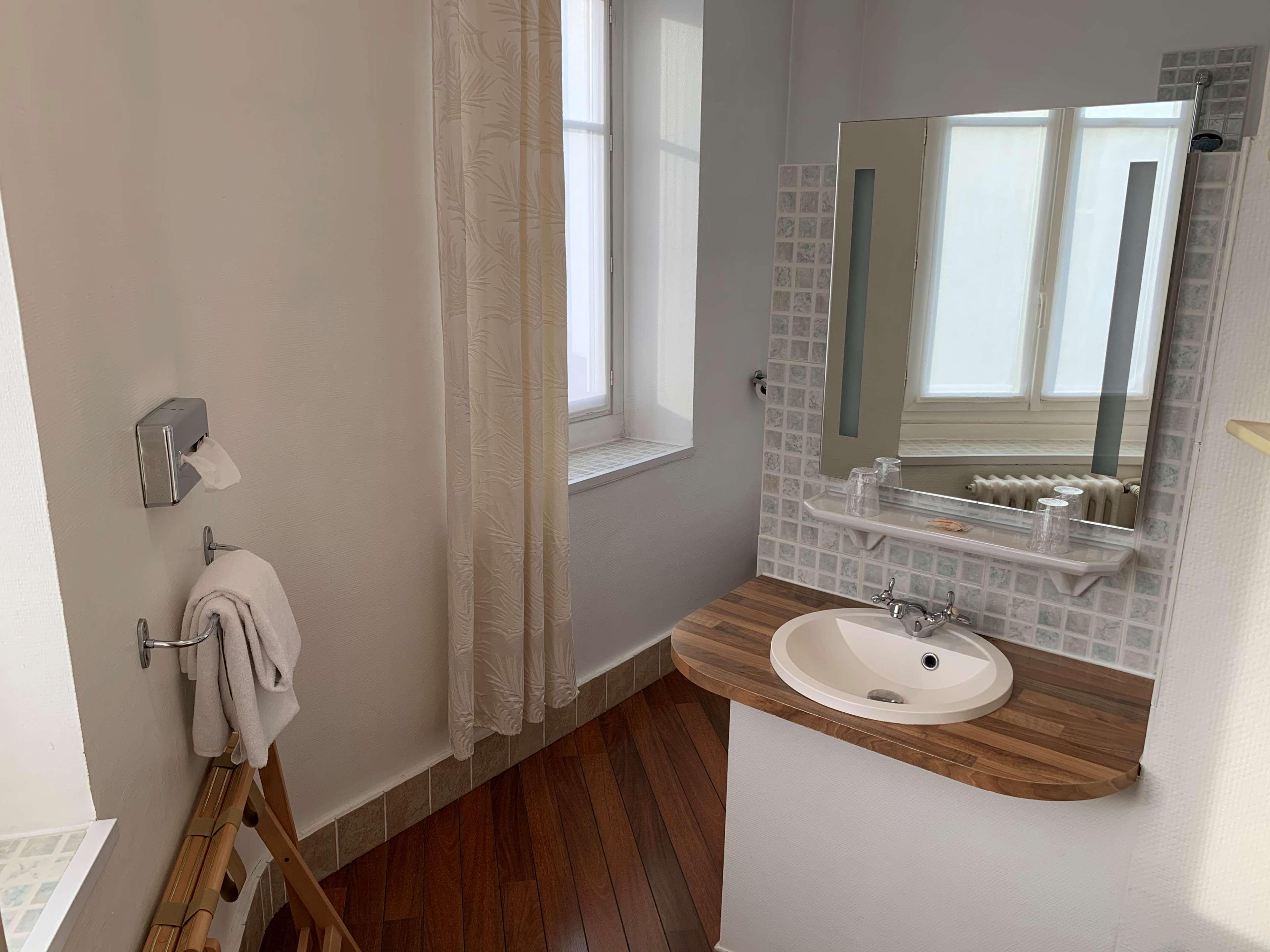 Double Queen Size Bed