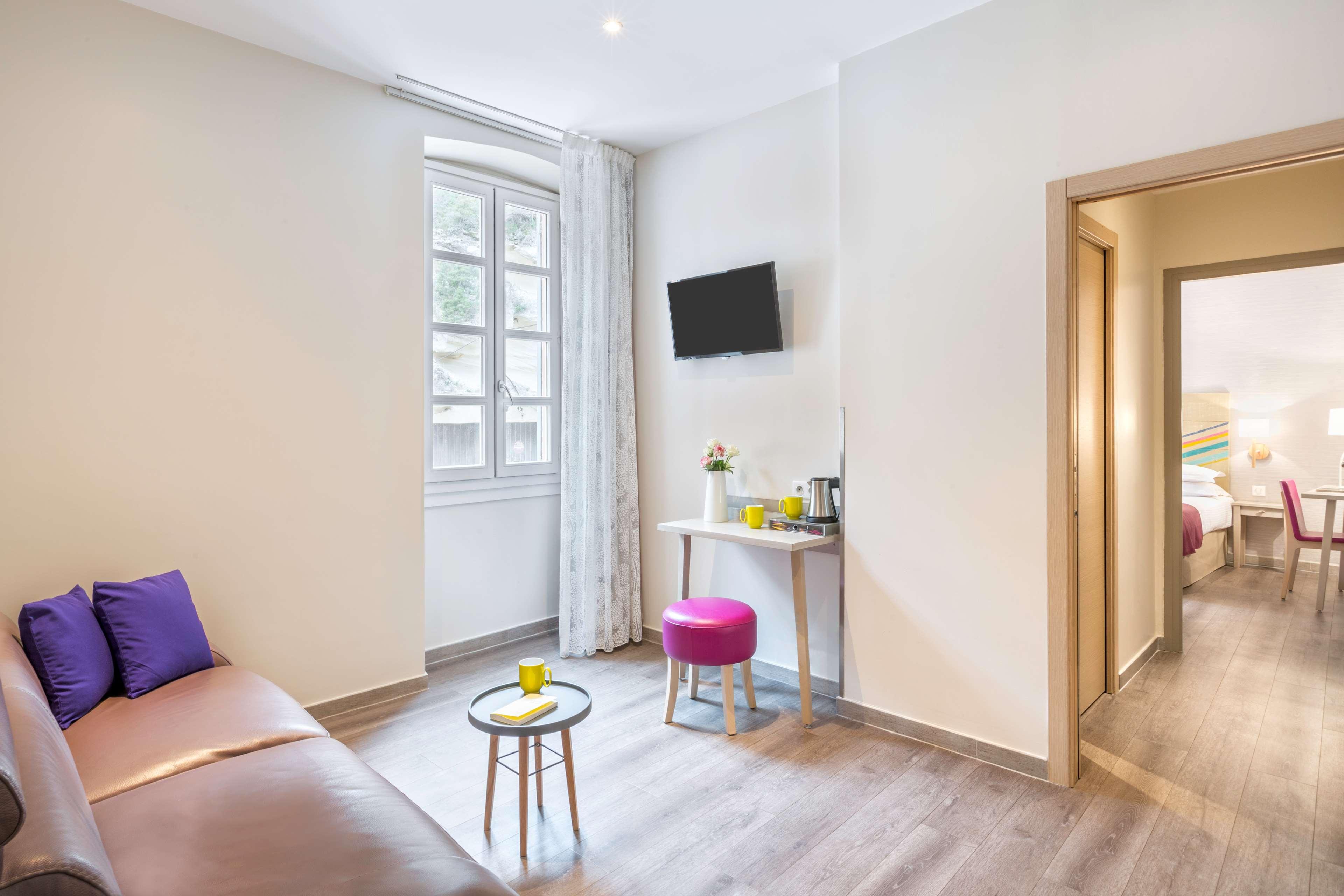 Quadruple Queen Bed Non Smoking