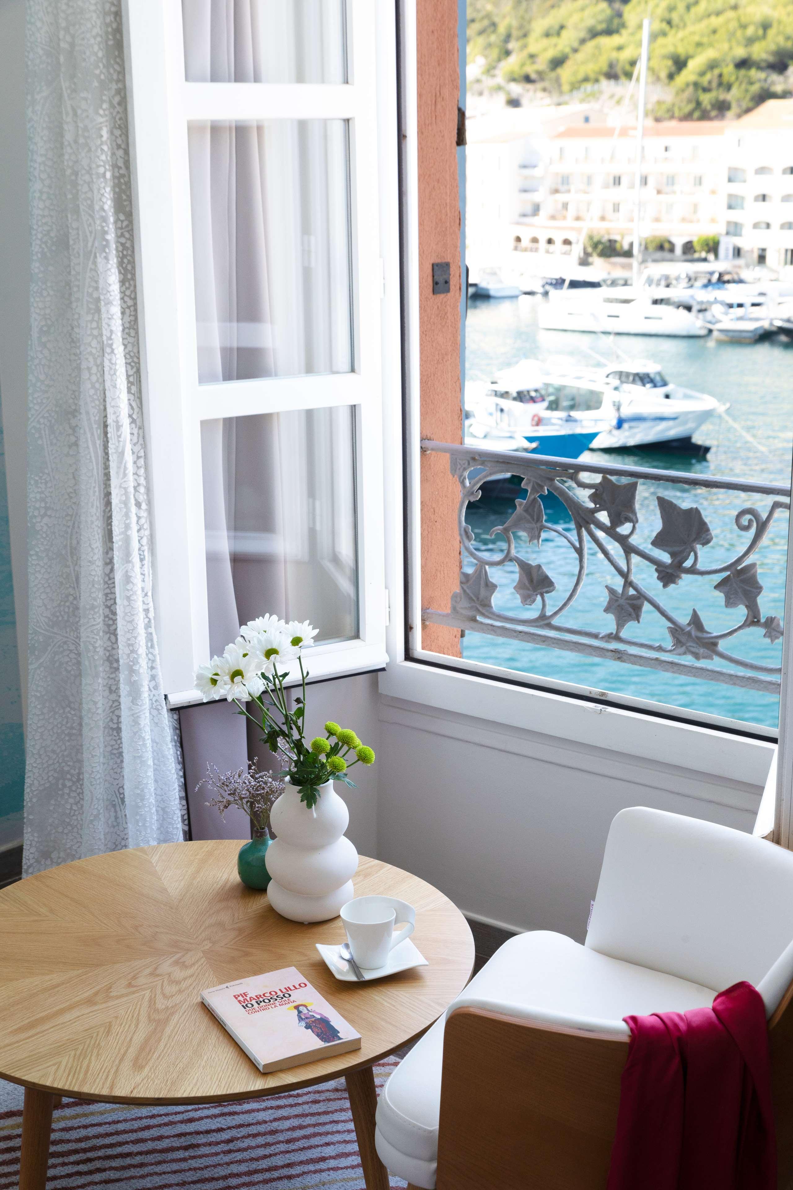 Suite Queen Bed Non Smoking