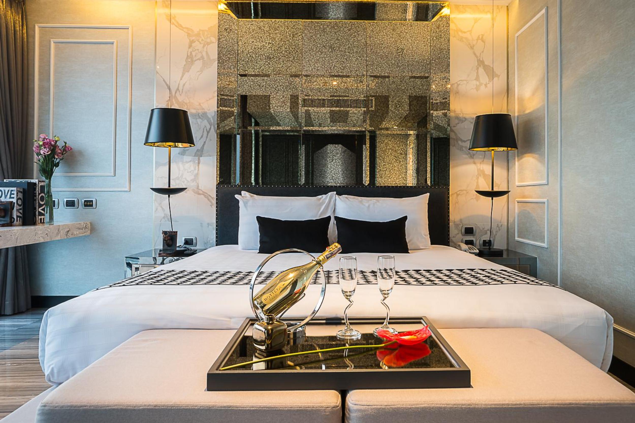 Double Deluxe Premier