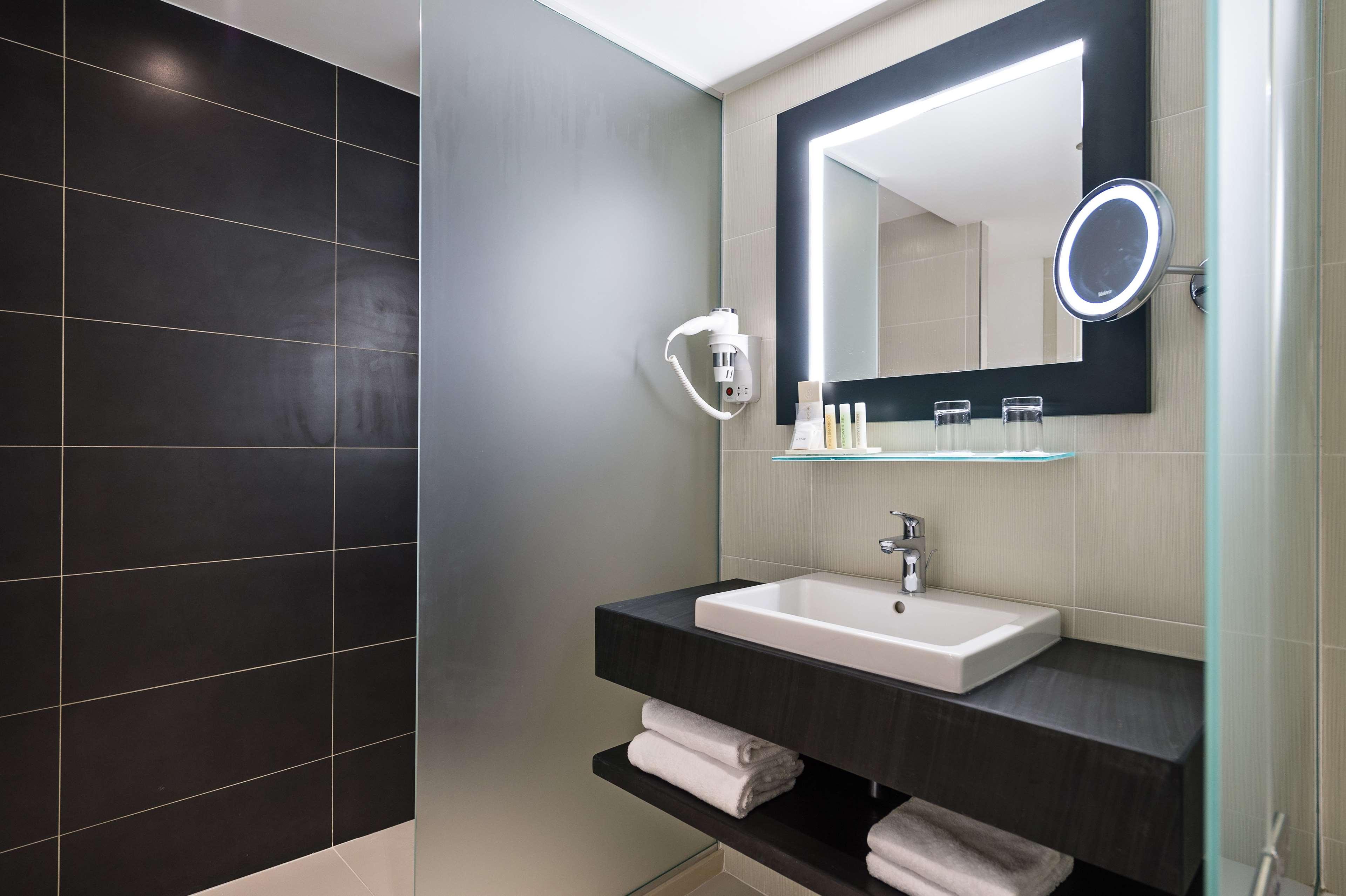 Double Superior King Bed