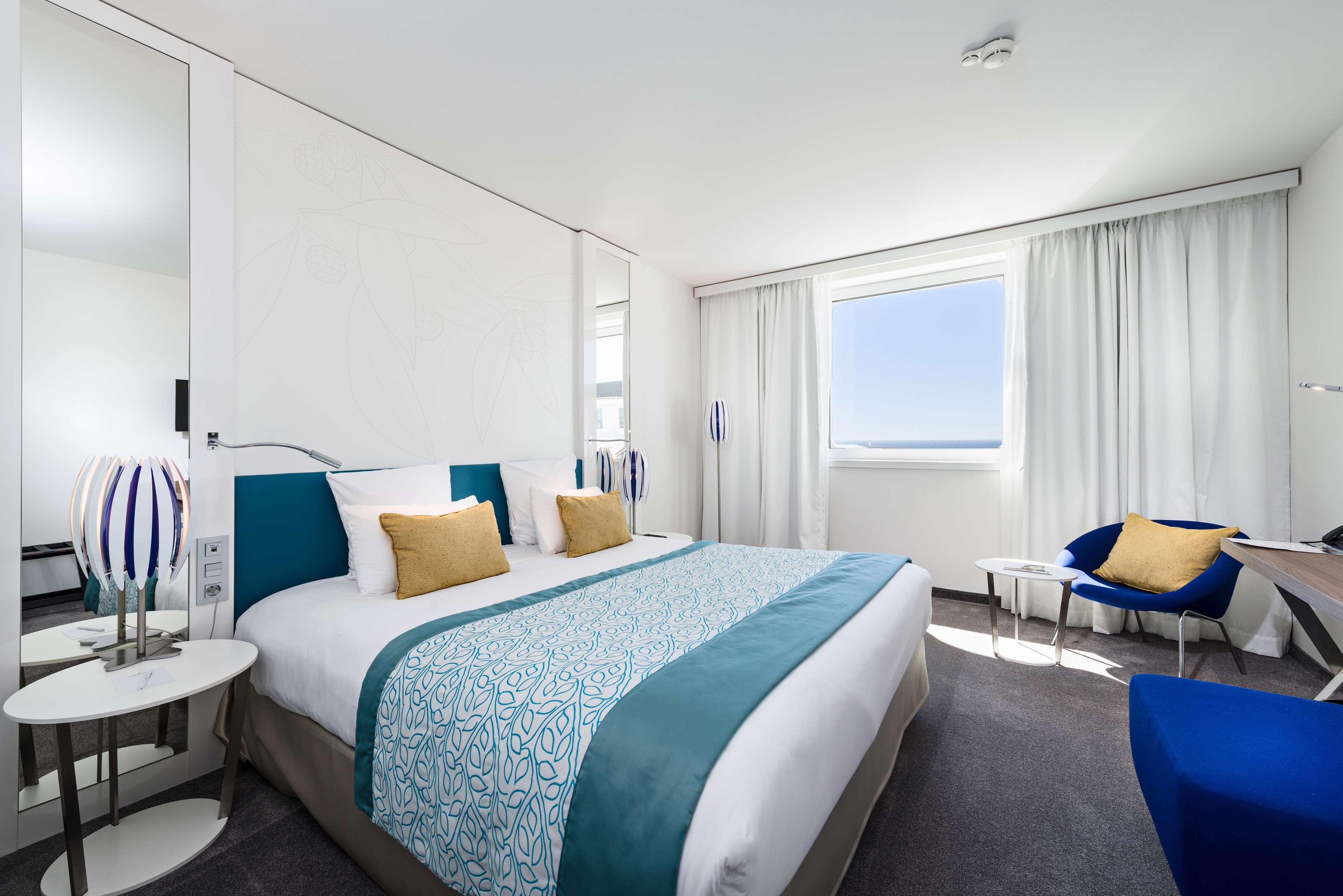 Double Superior King Bed