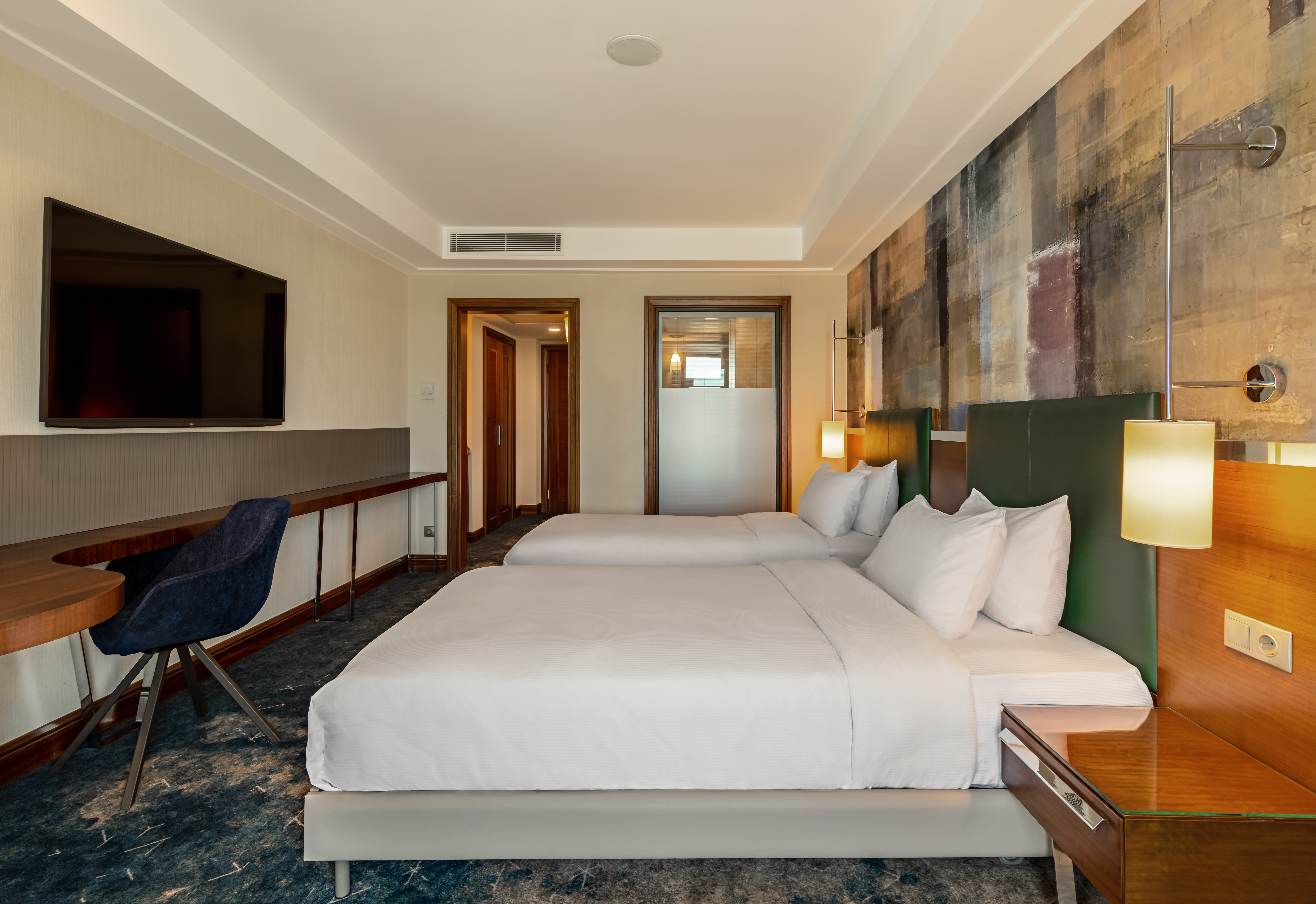 Twin Guest Room City View