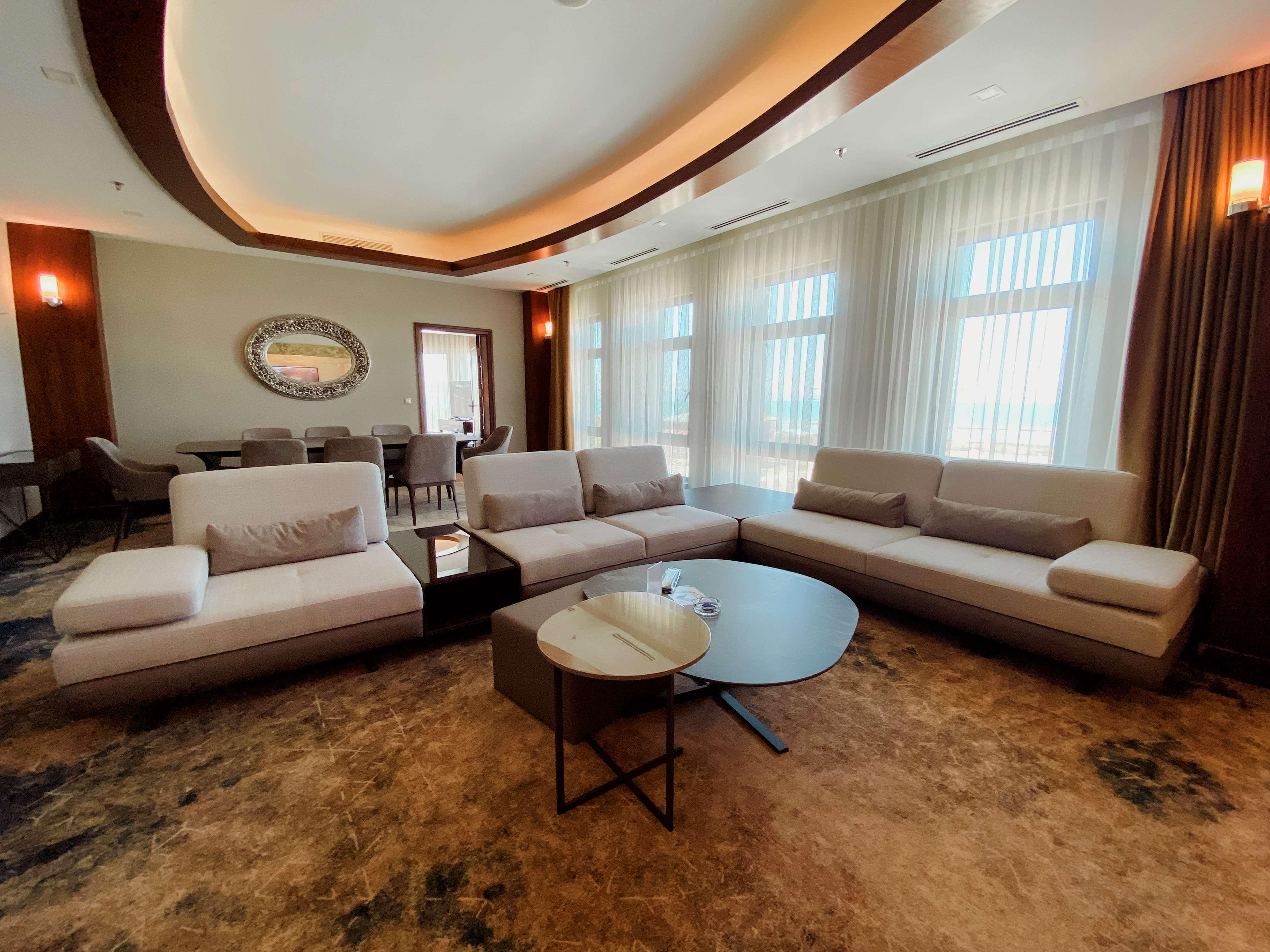 Suite Presidential with Views