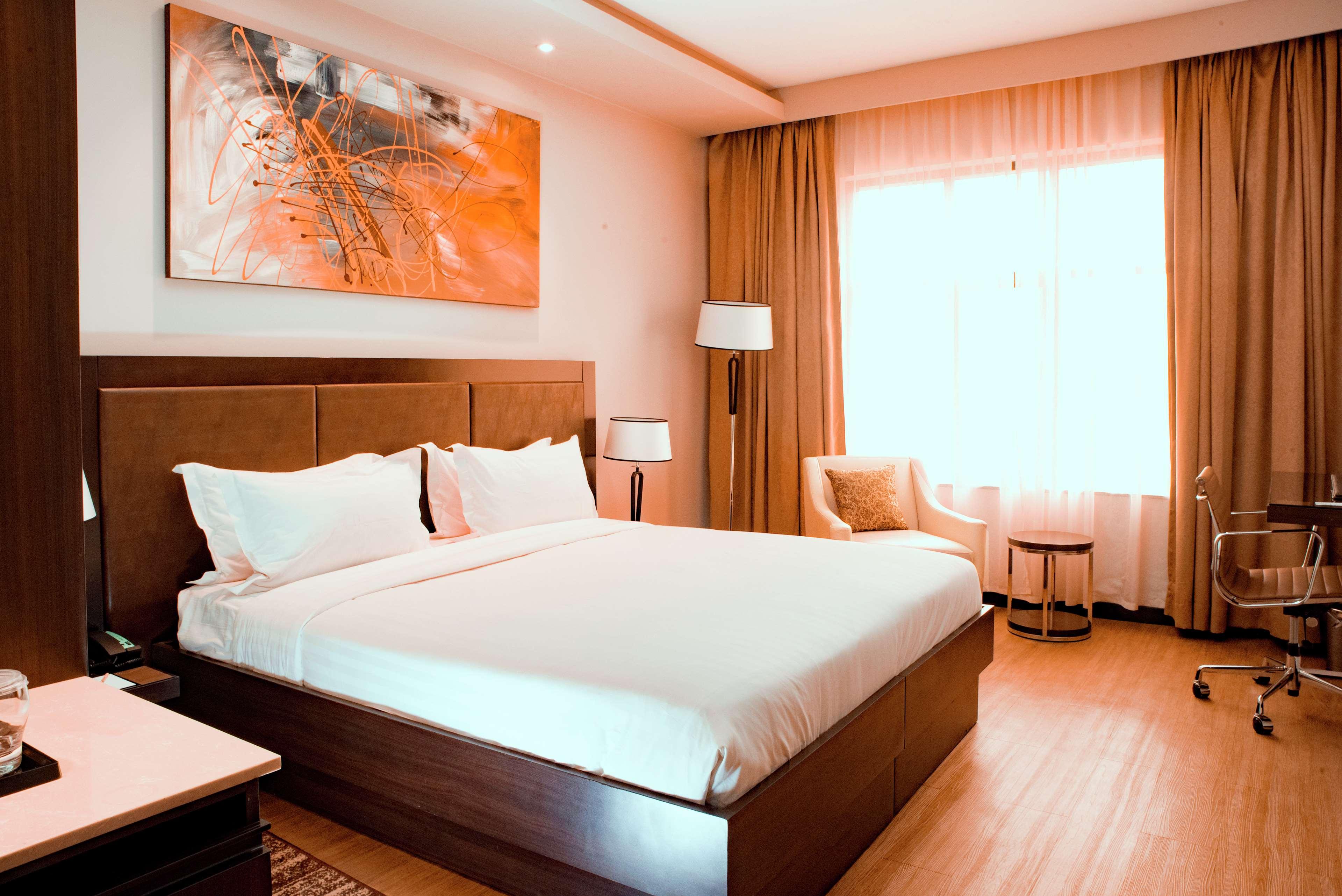 Double Guest Room King Bed