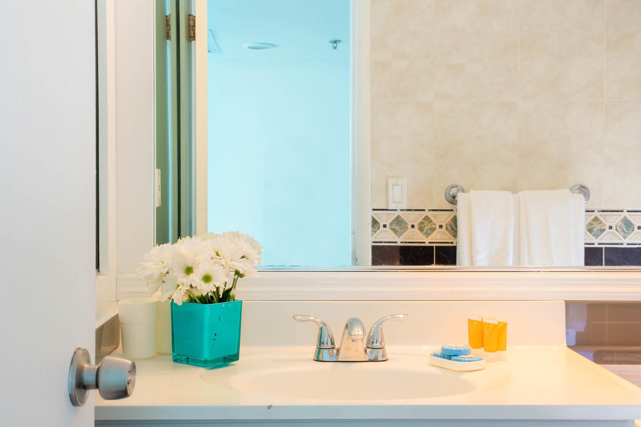 Studio Ocean View Queen Bed