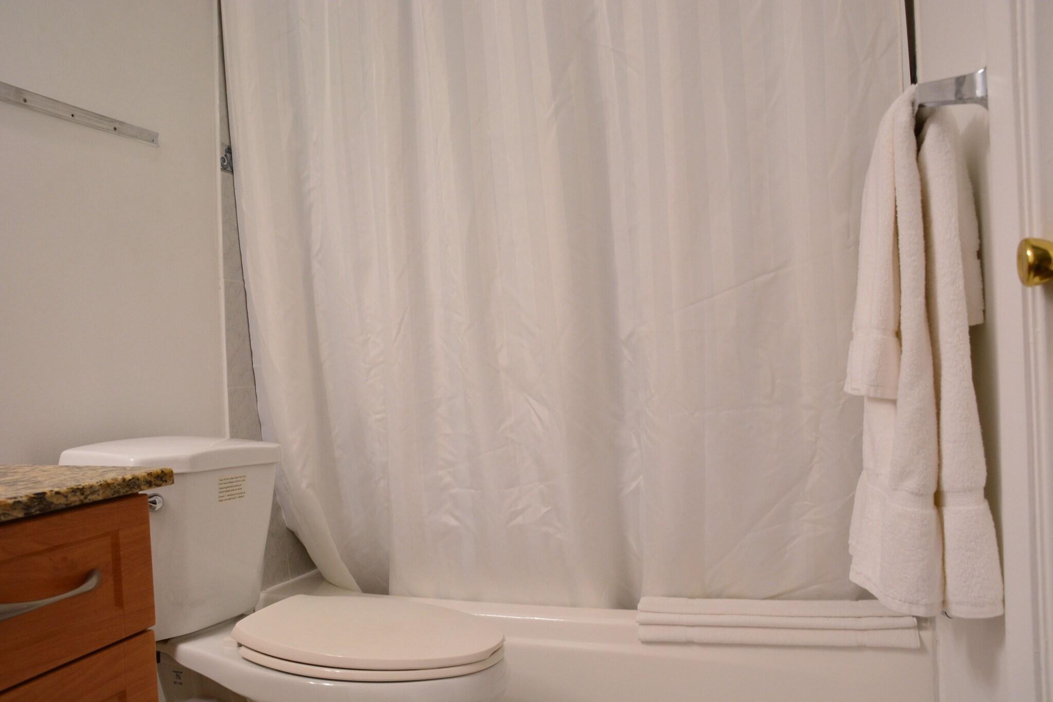 Studio Ocean View Queen Bed