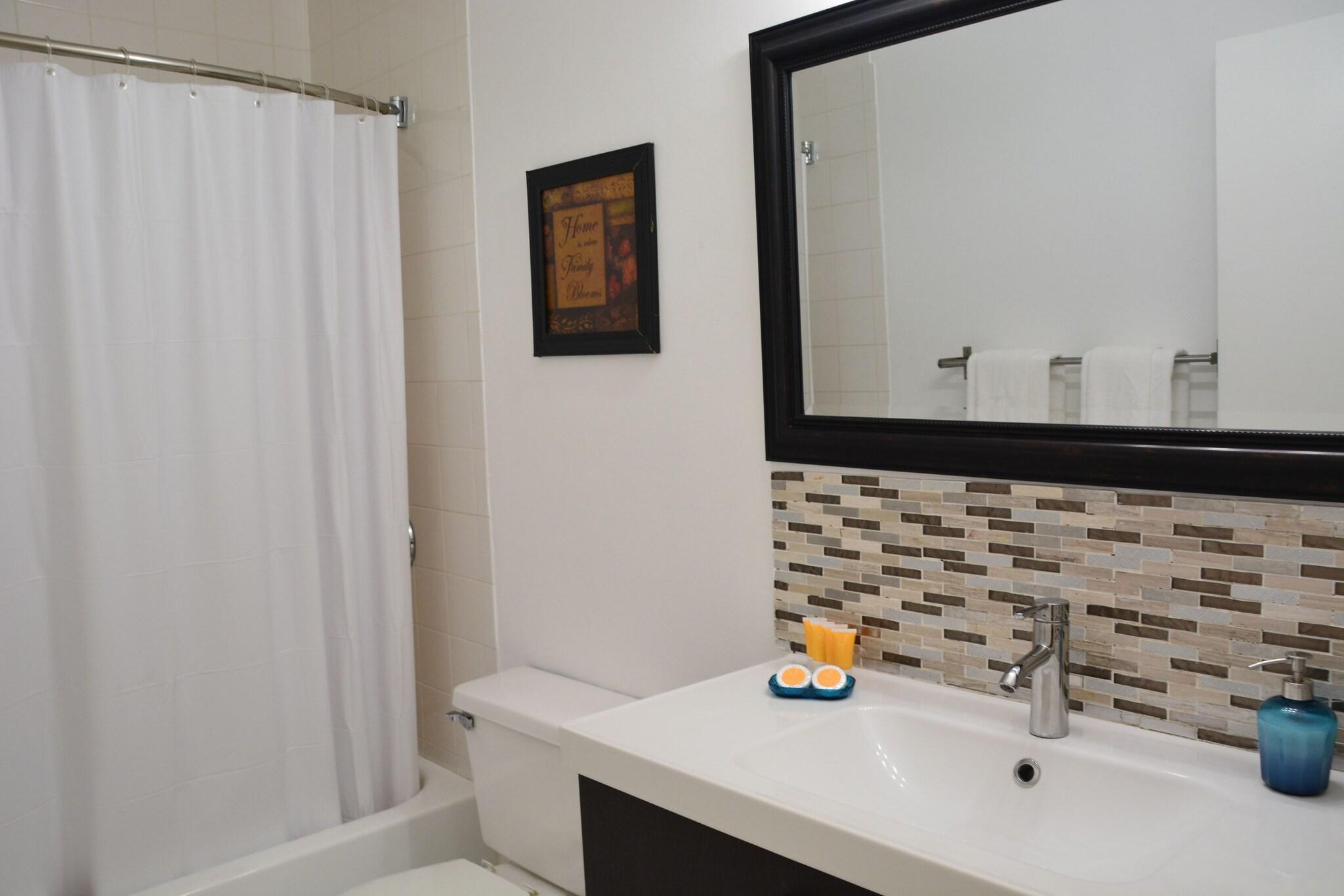 Studio Ocean View Queen Bed