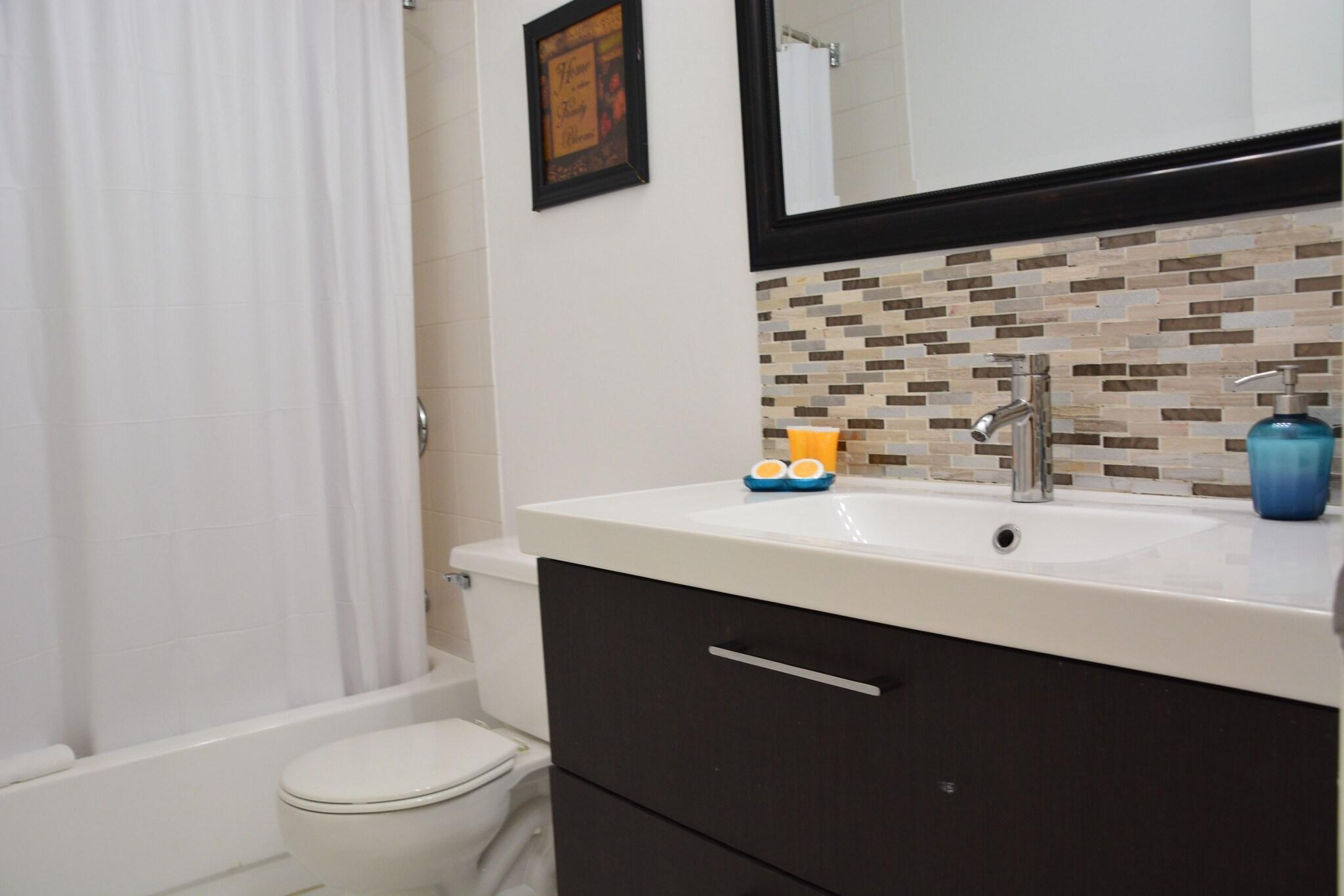 Studio Ocean View Queen Bed