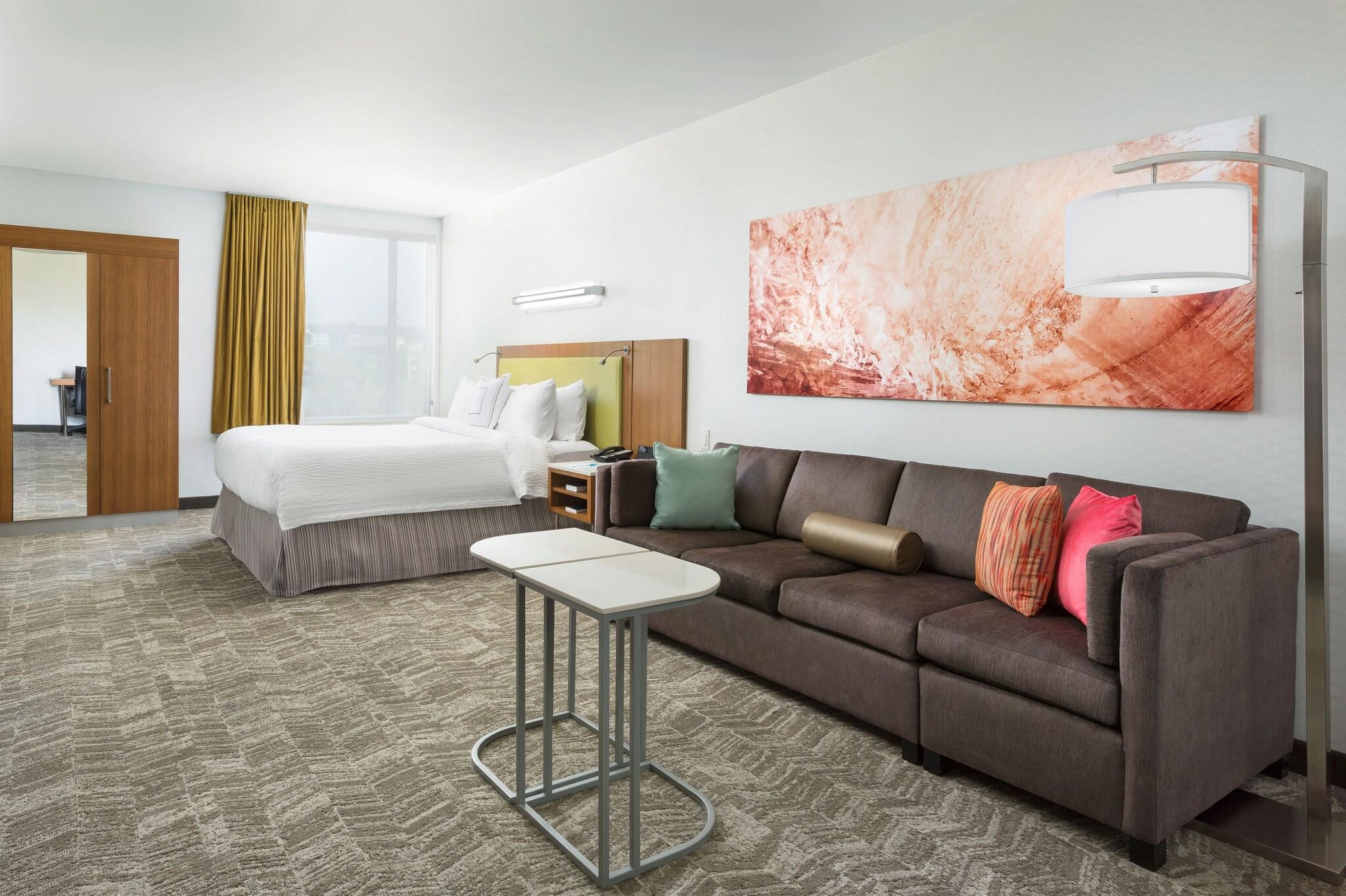 Studio King Size Bed