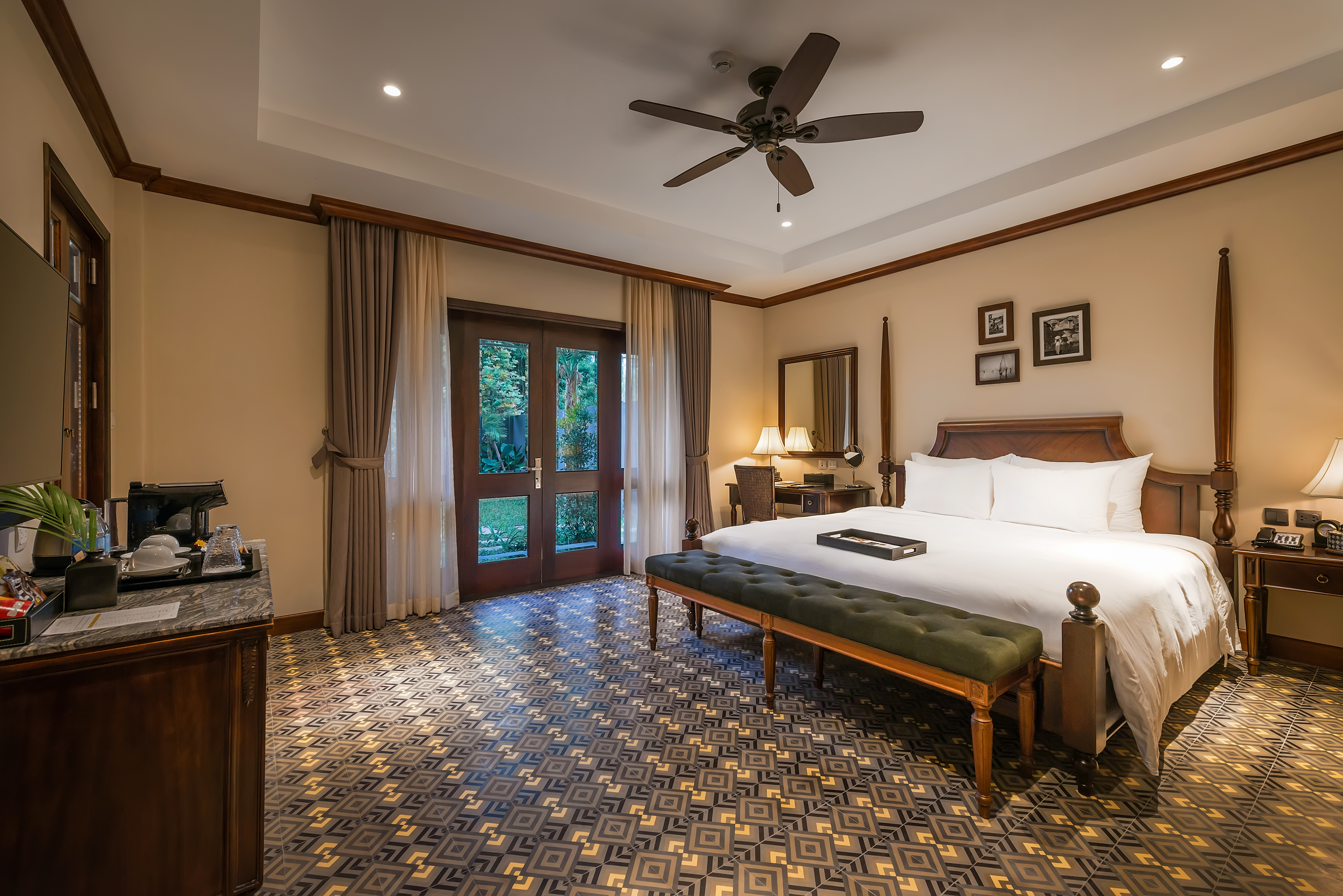 Junior Suite with Balcony