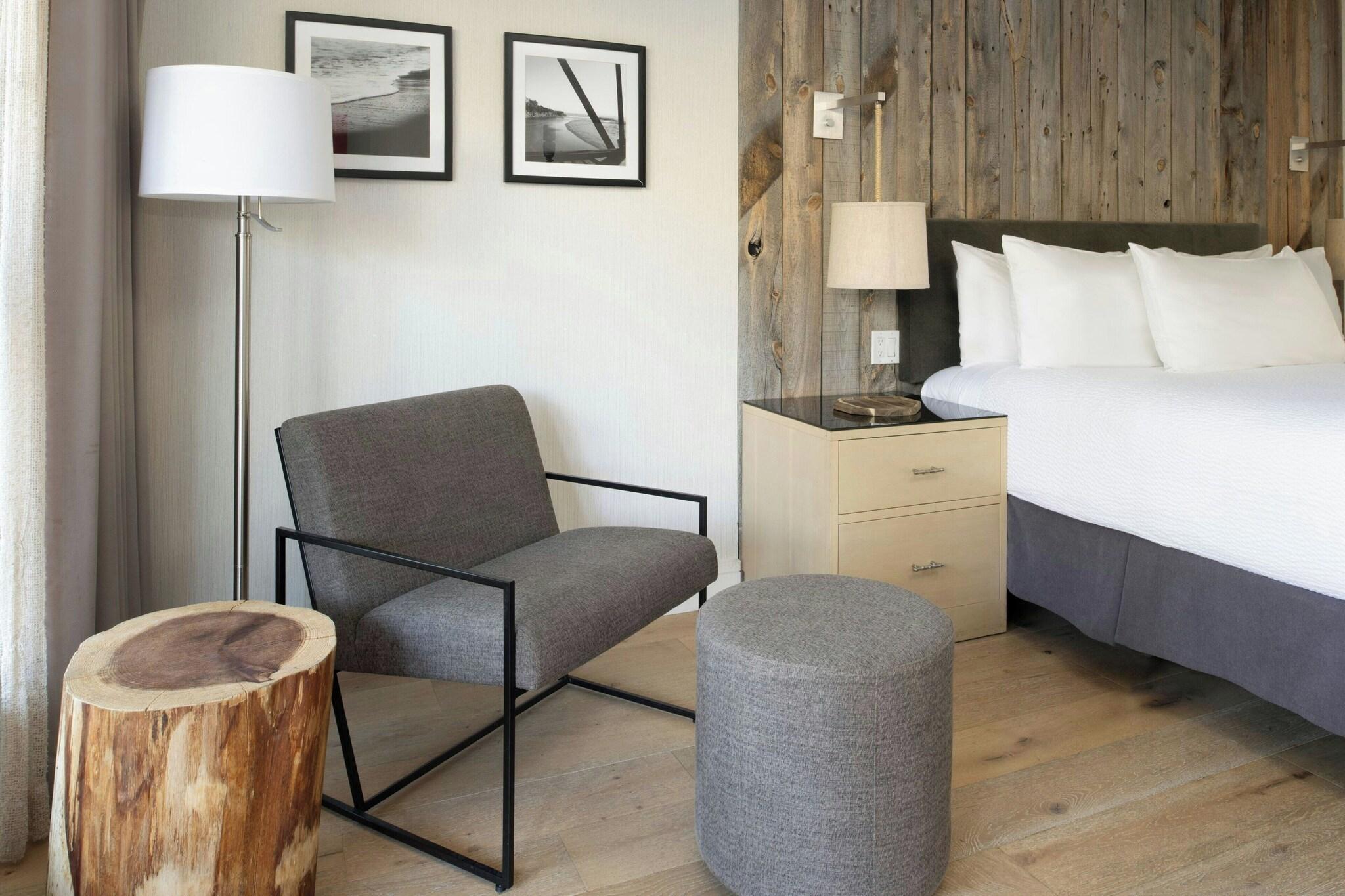 Double Accessible-queen Size Bed