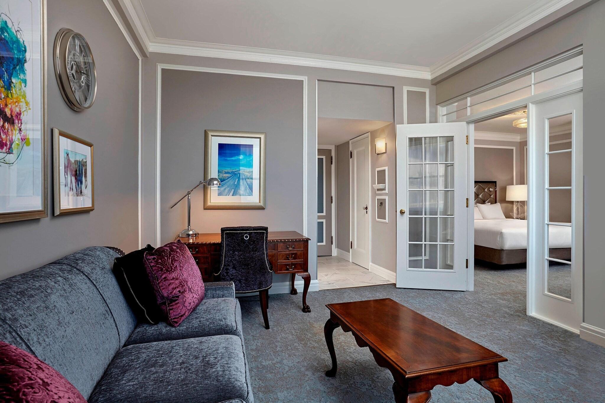 Junior Suite King Bed One Bedroom 