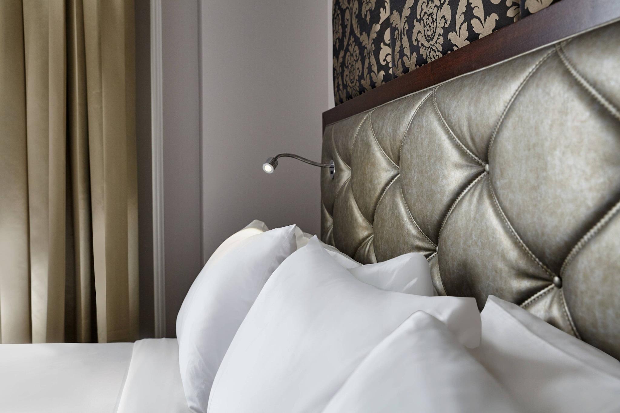 Double Two Queen Beds