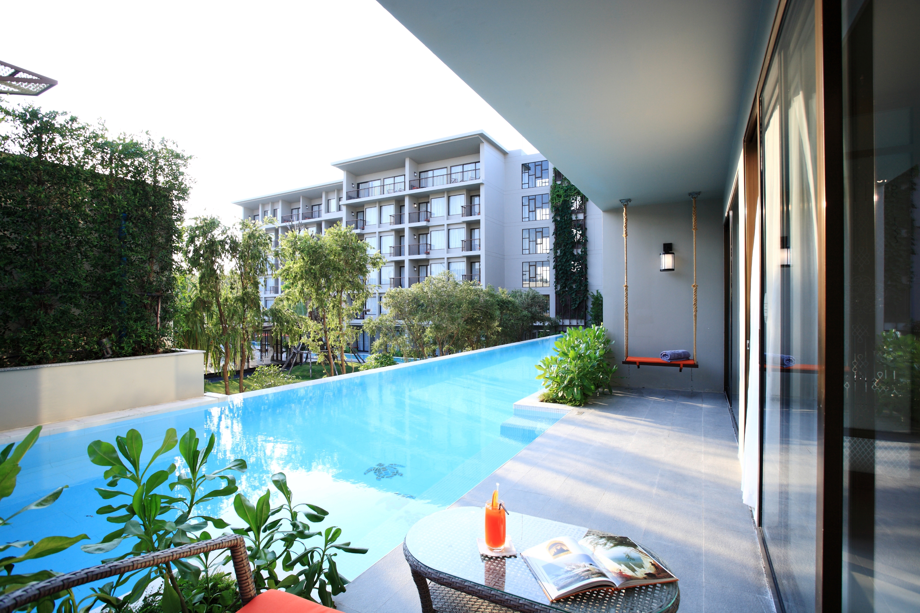 Junior Suite Pool View