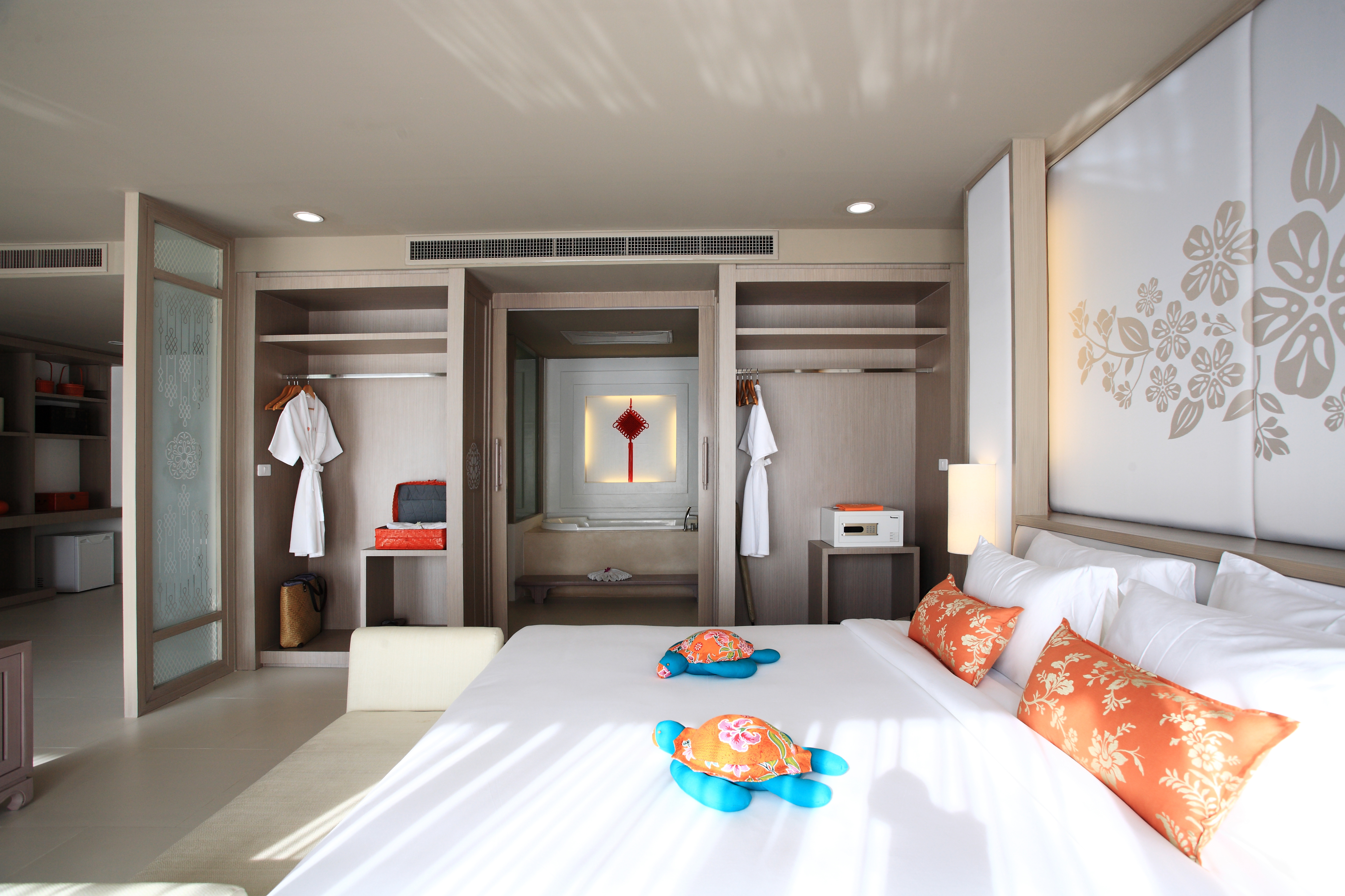 Junior Suite Pool View