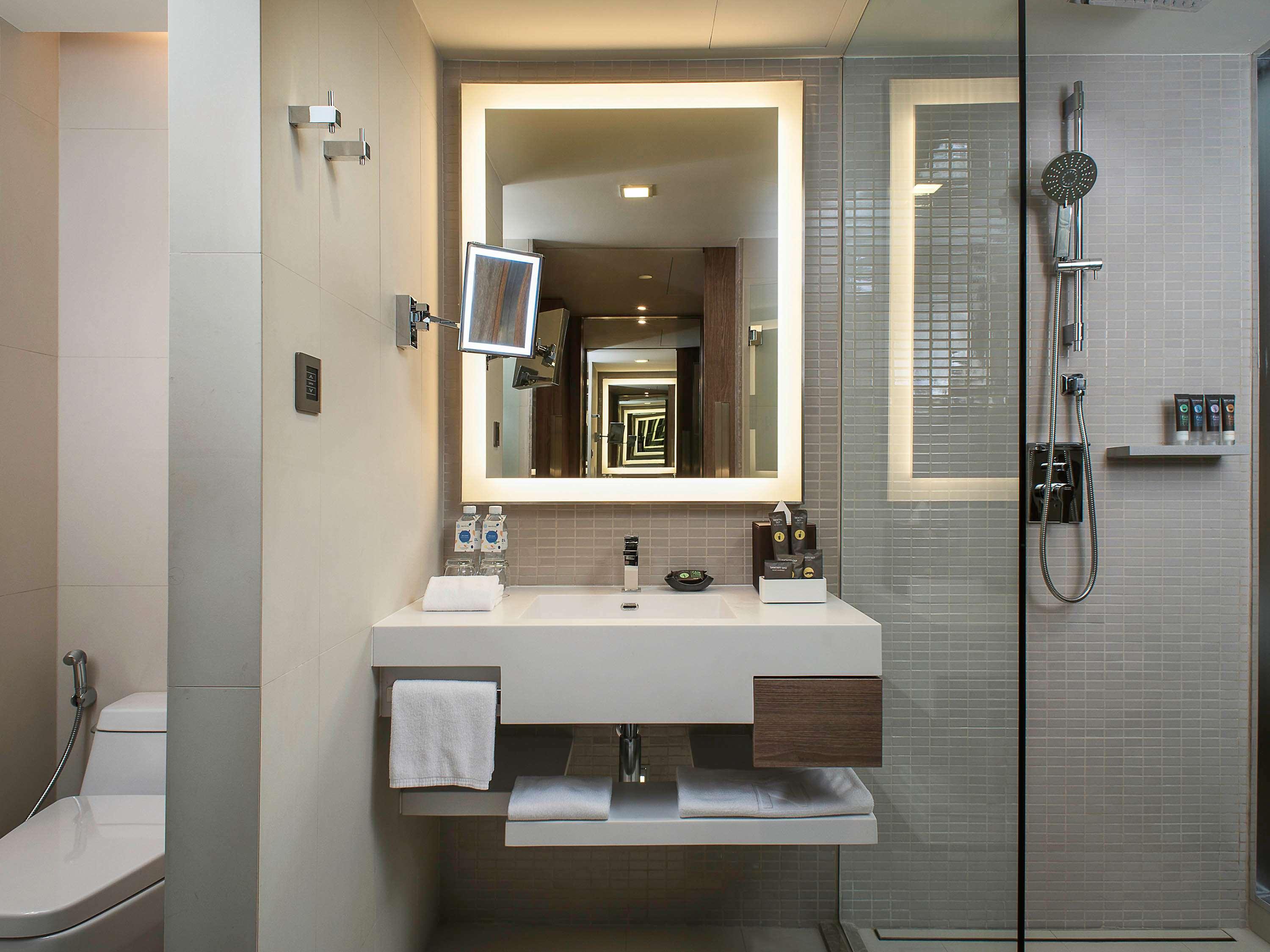 Twin Superior City View