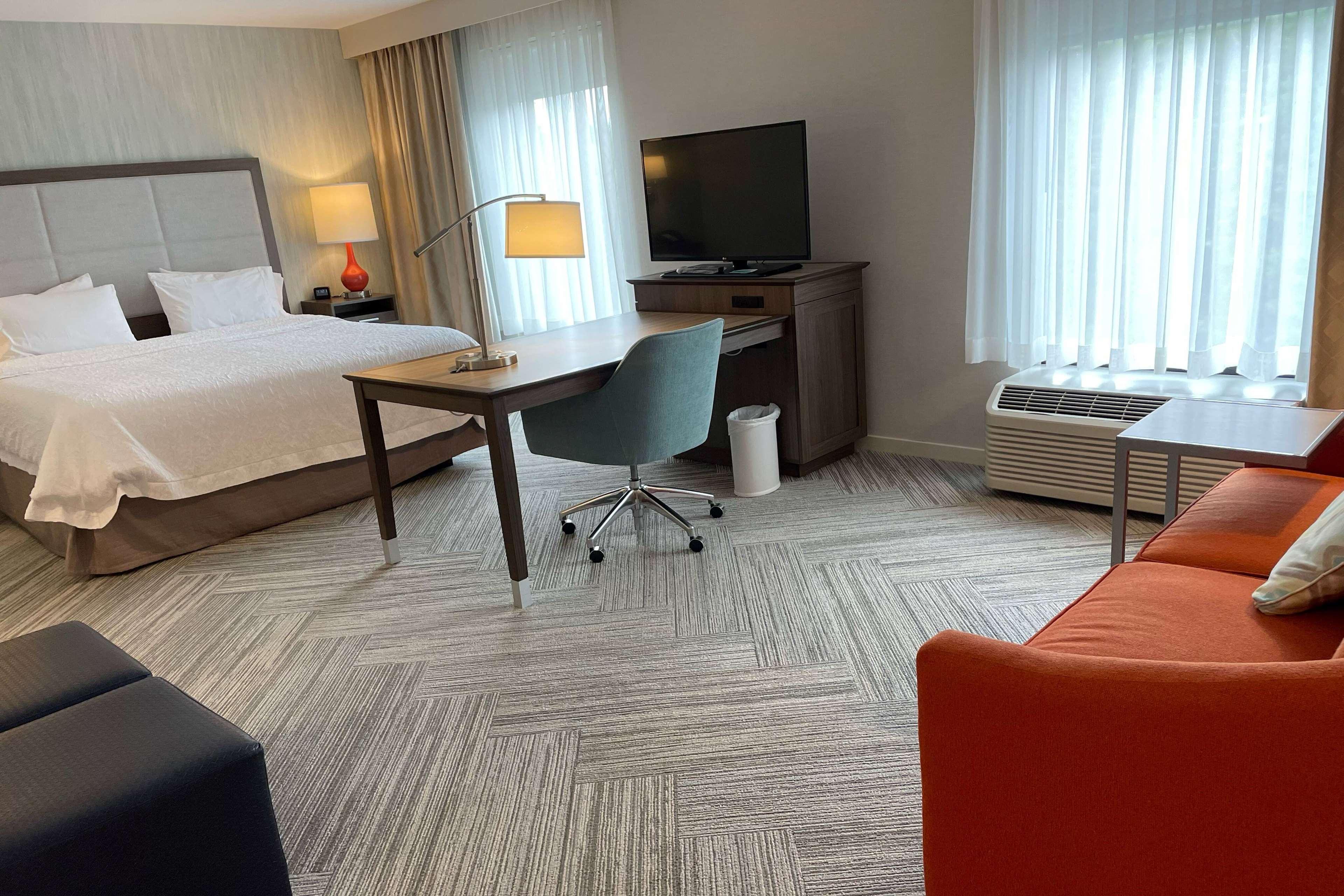 Studio King Size Bed