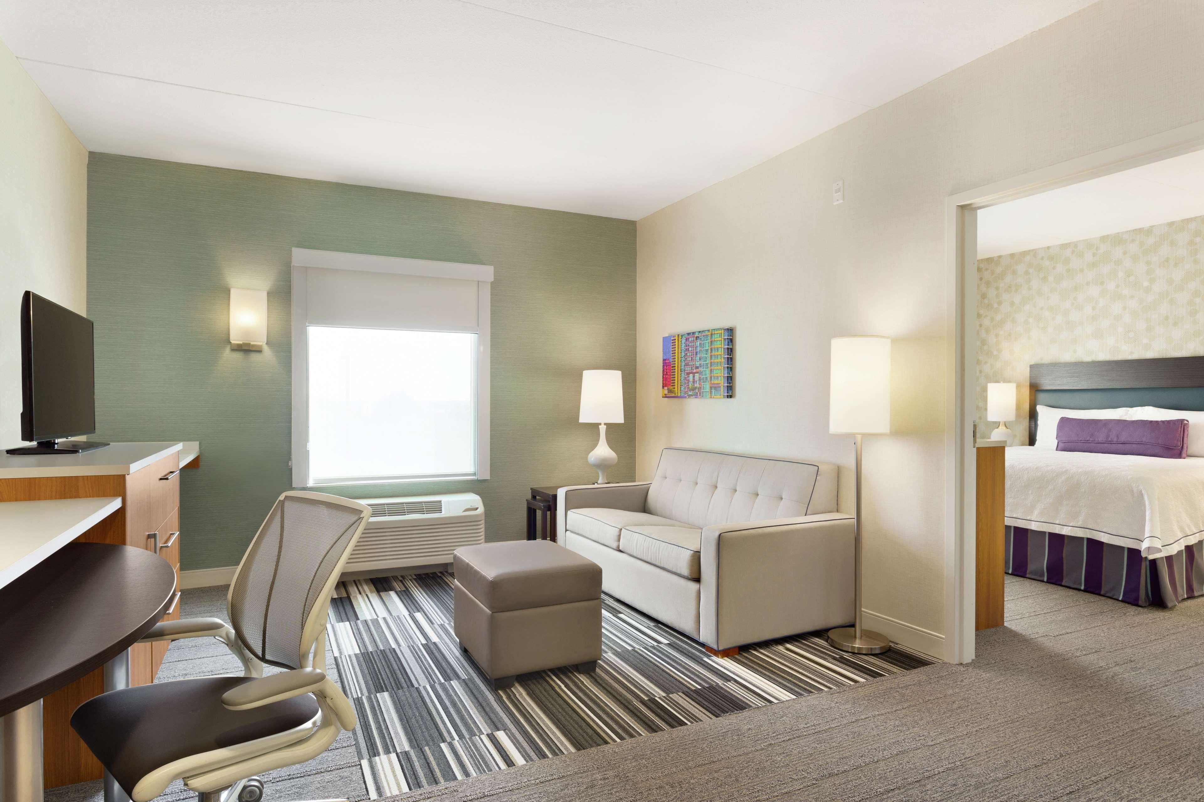 Studio King Size Bed