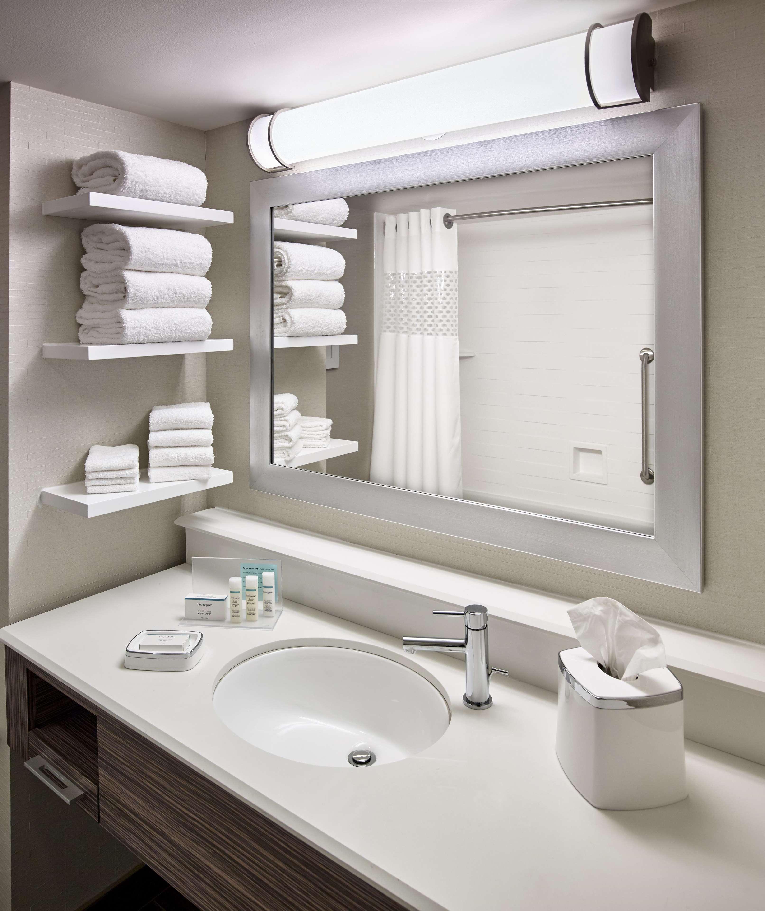 Double Two Queen Beds Non Smoking