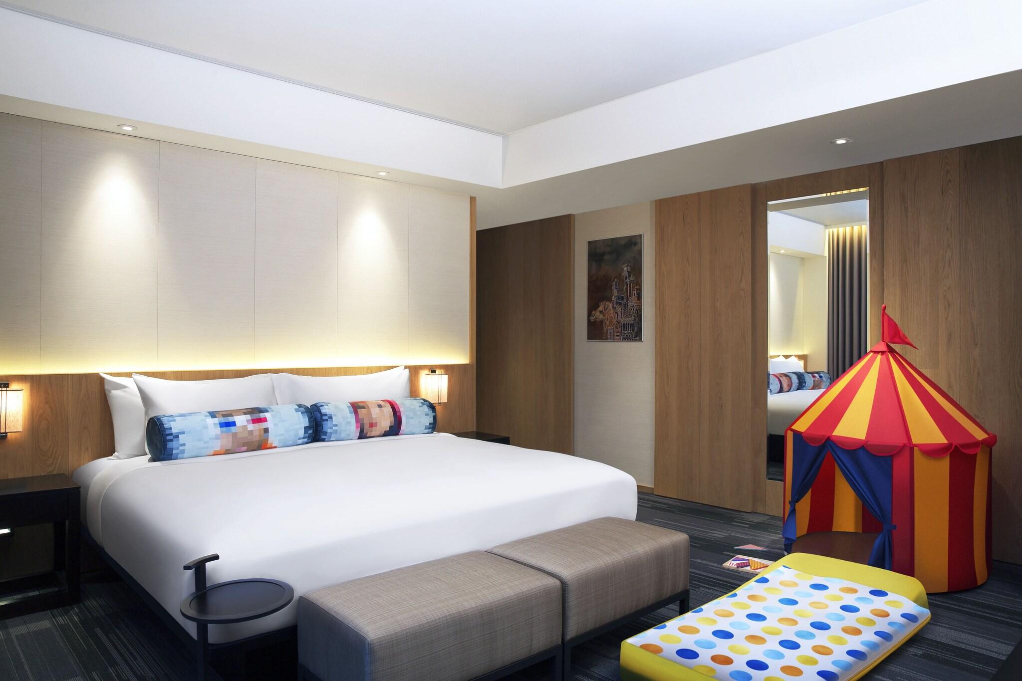 Double King Size Bed