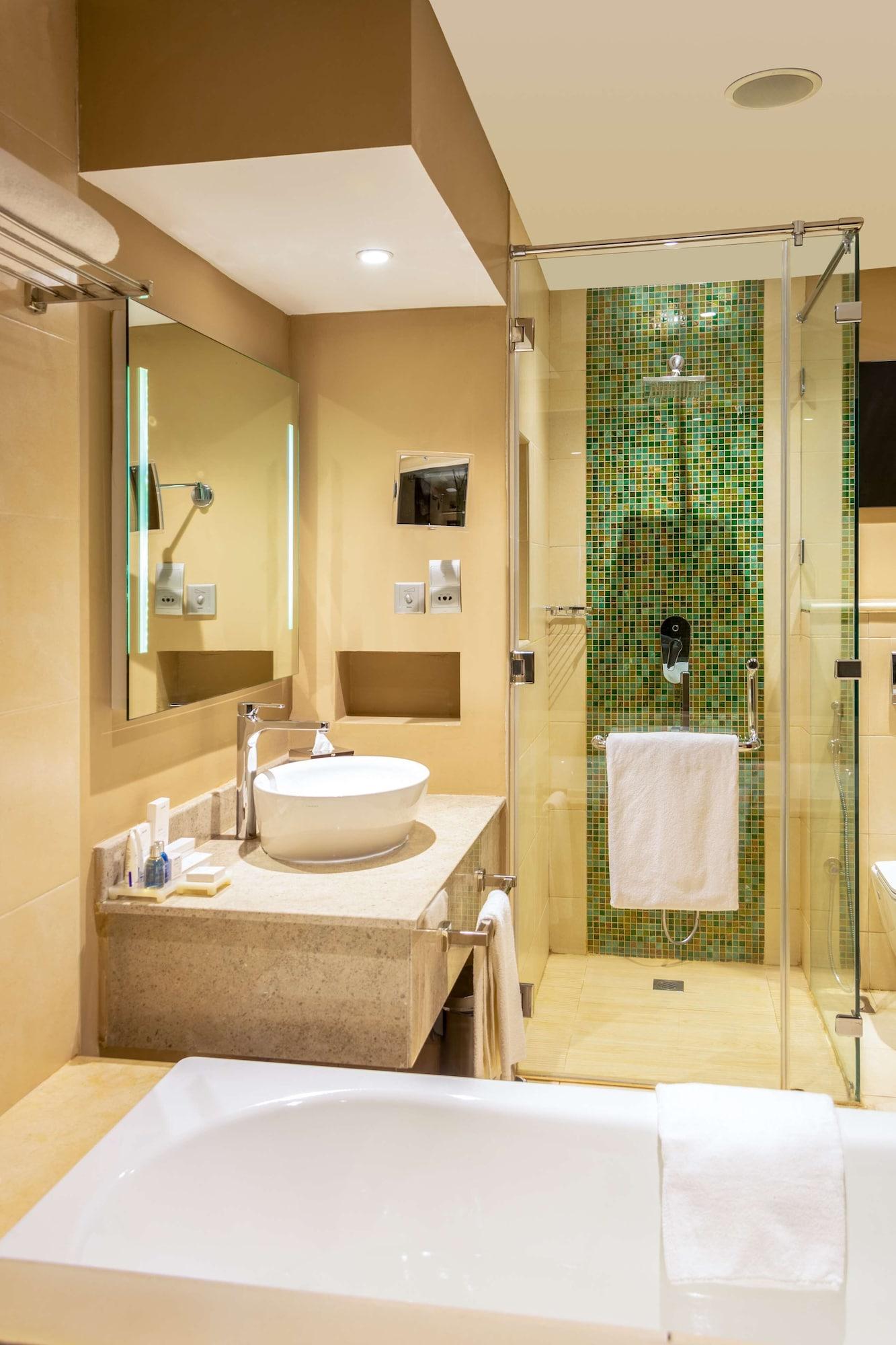 Double Superior Ocean View