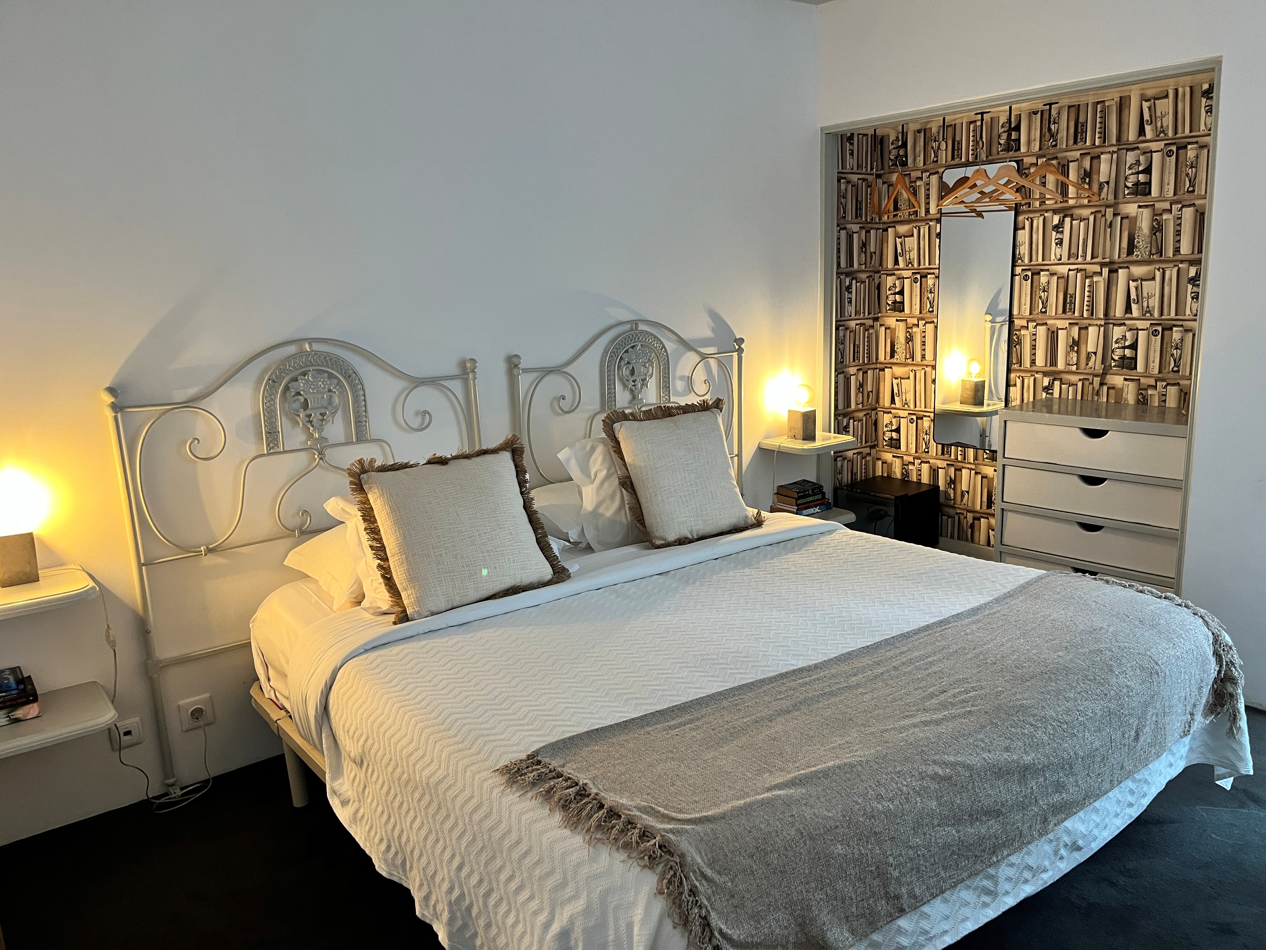 Double or Twin Standard