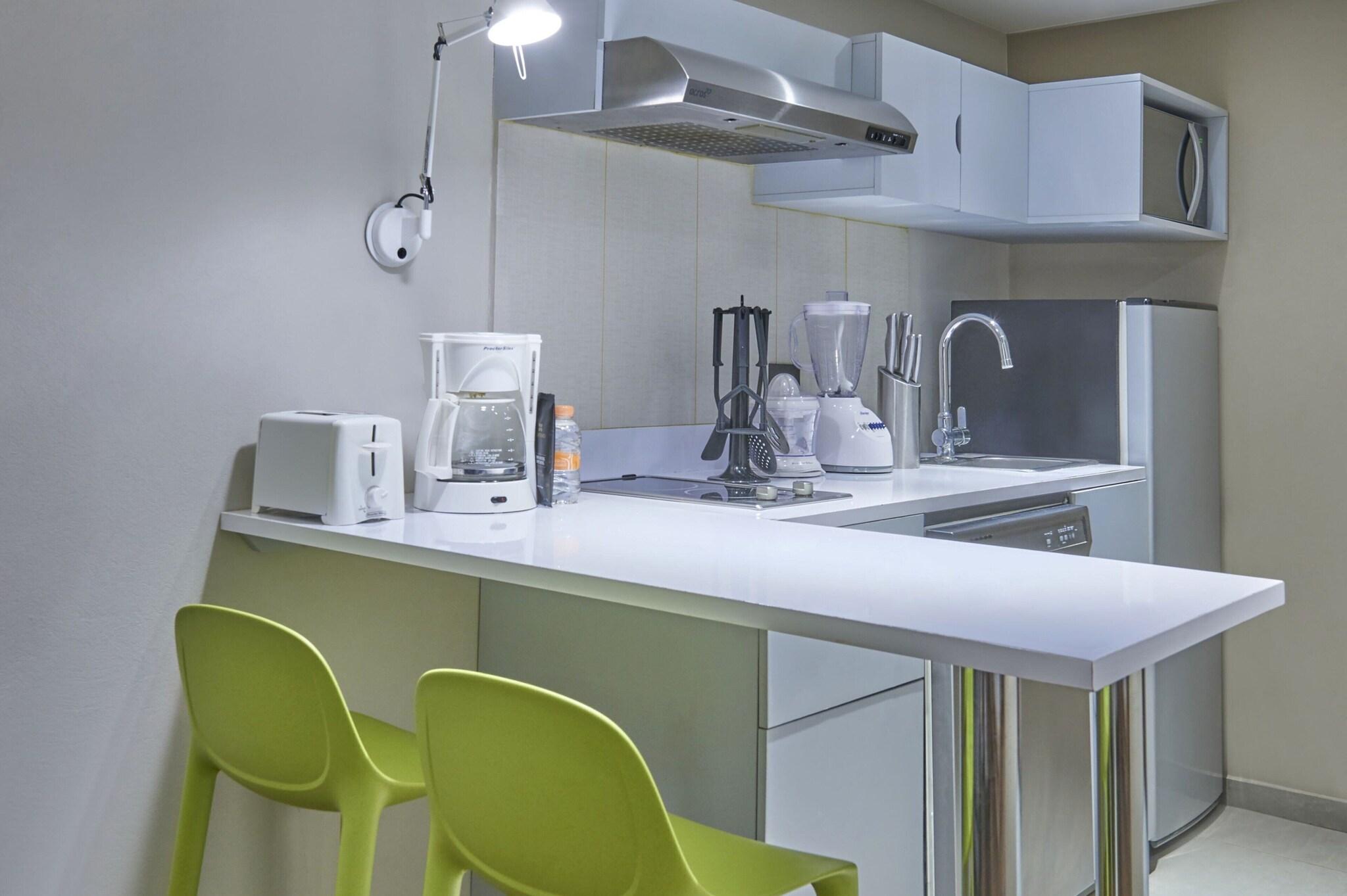 Suite Queen Size Bed