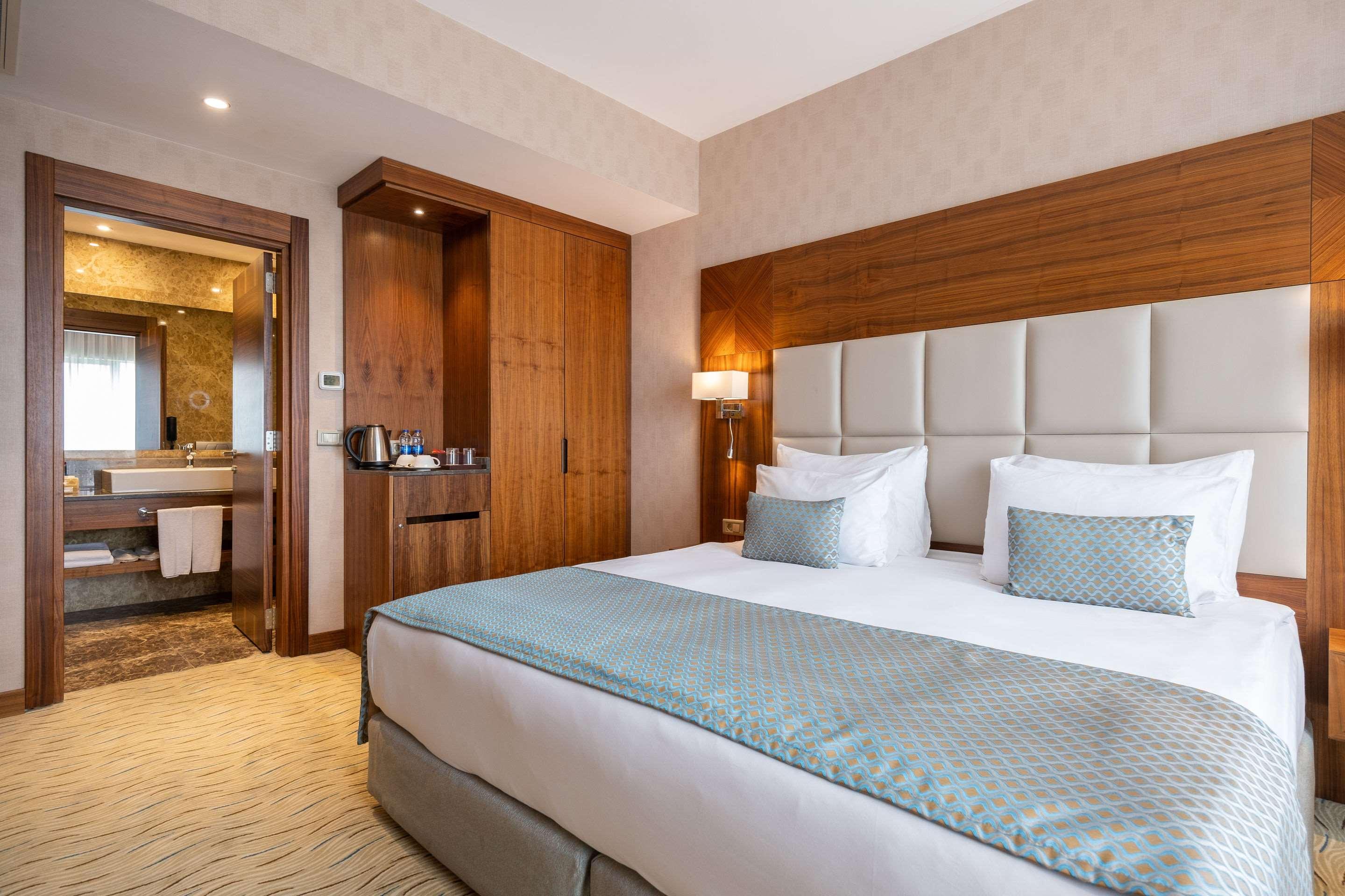 Suite with Double Bed