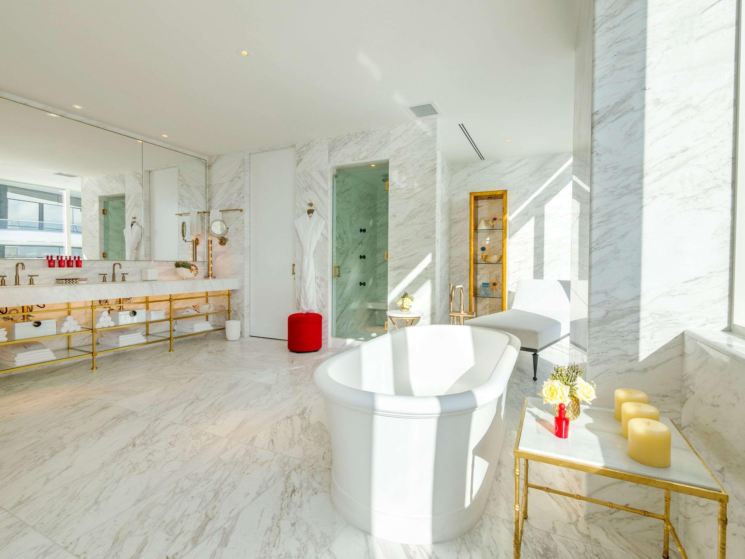 Double Ocean View King Bed