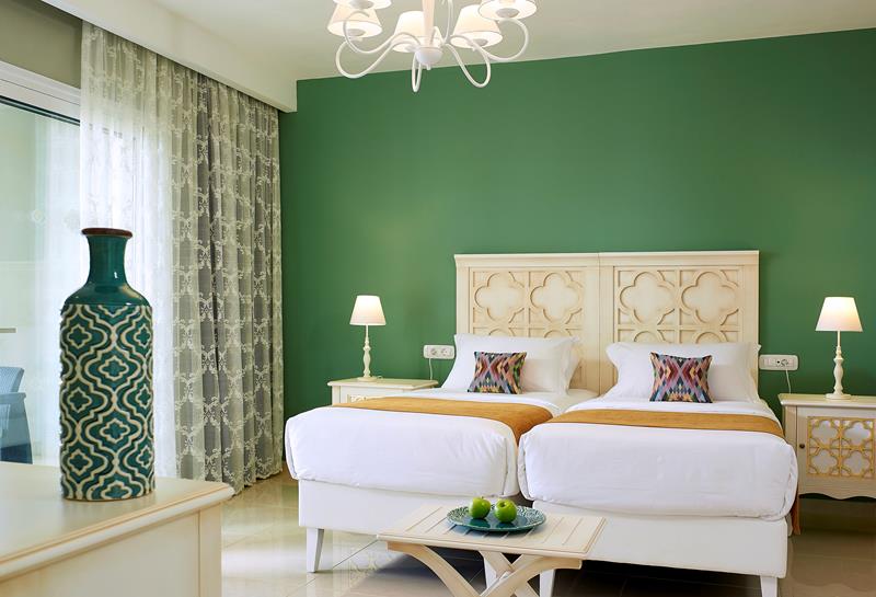 Family Room Deluxe Two Bedroom