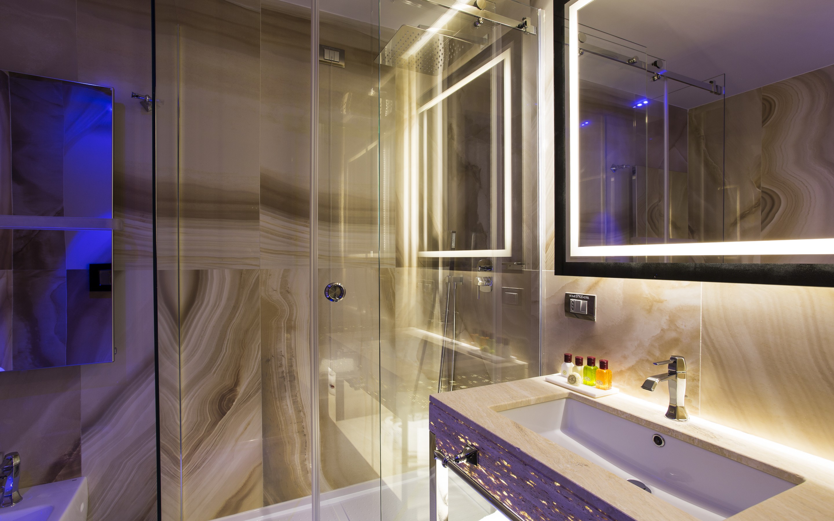 Double or Twin Superior