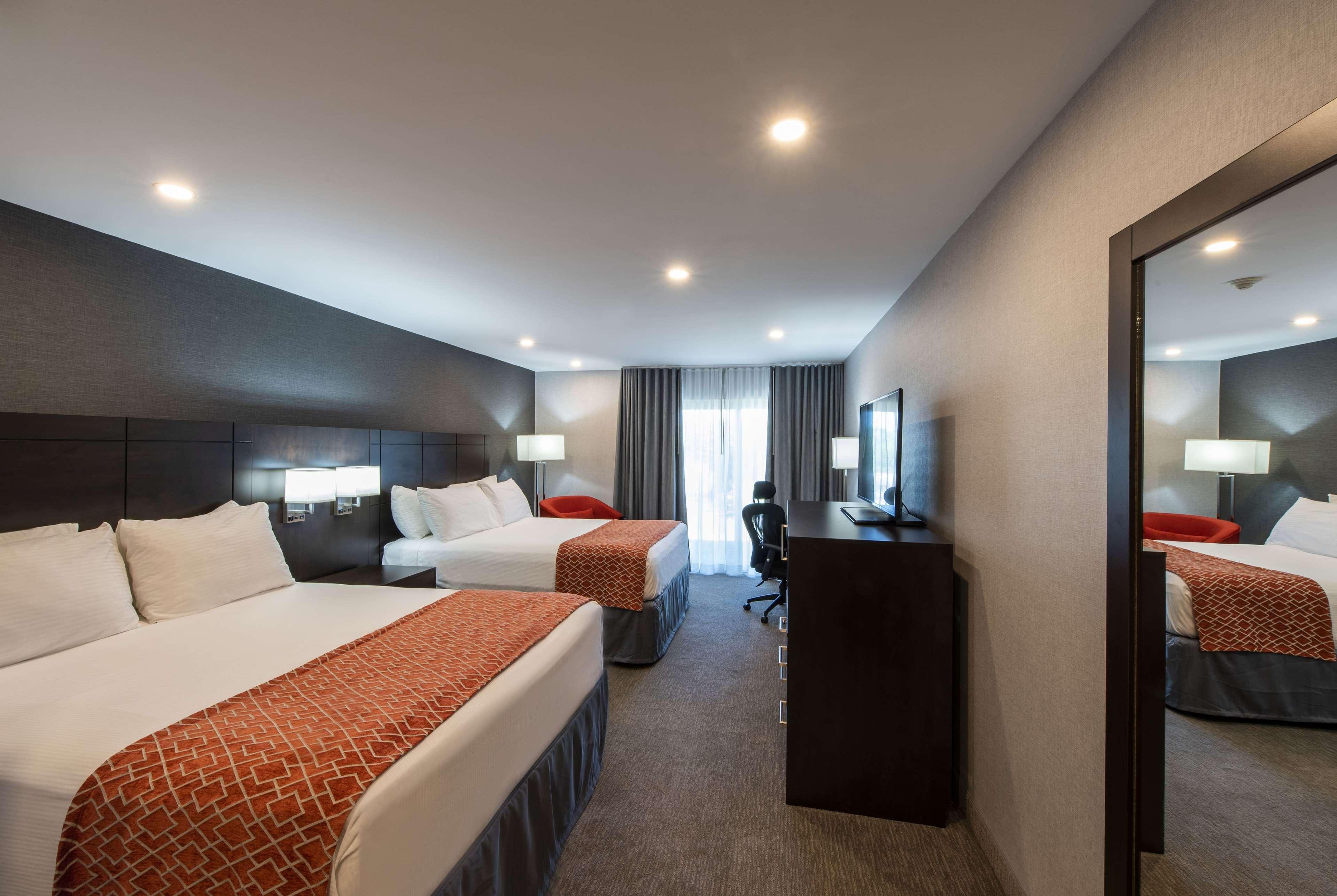 Room Deluxe Two Queen Beds