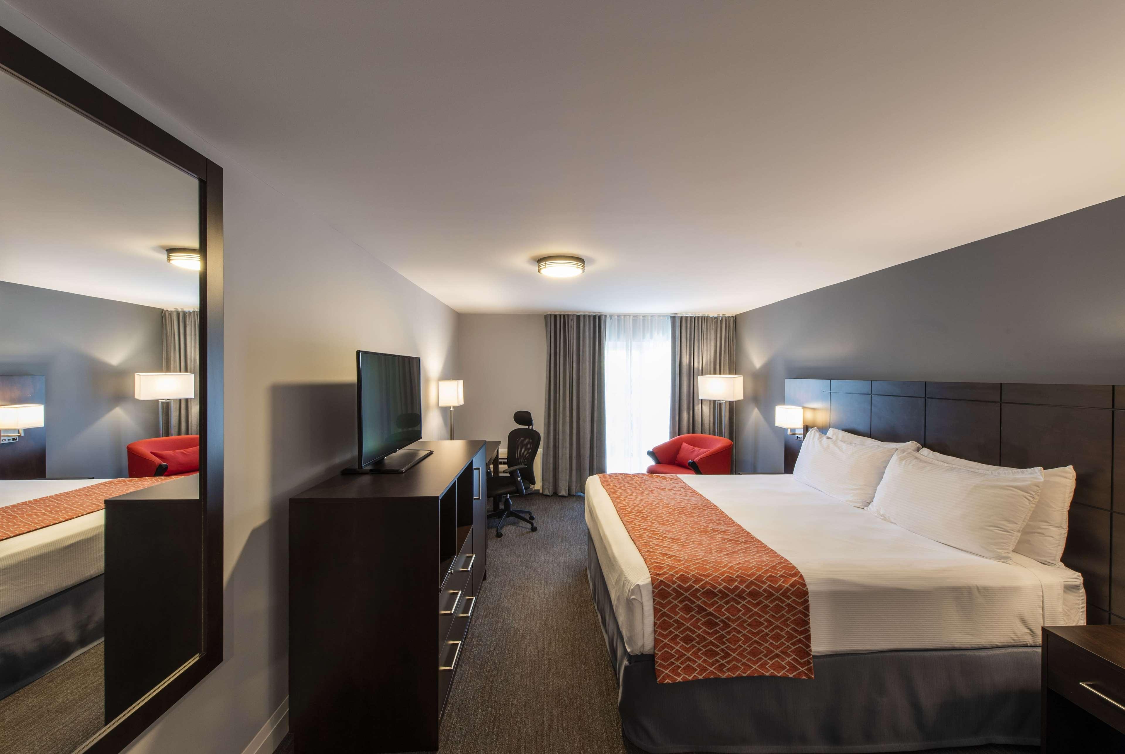 Room Deluxe King Bed