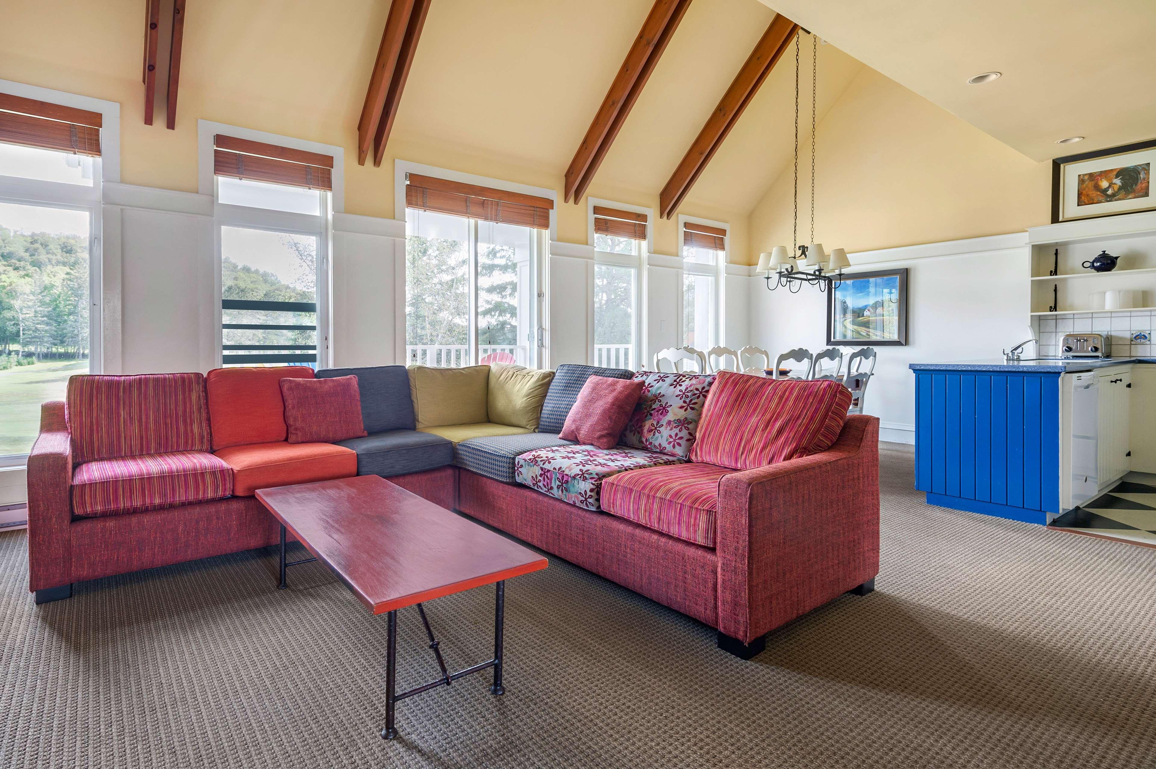 Suite Queen Size Bed