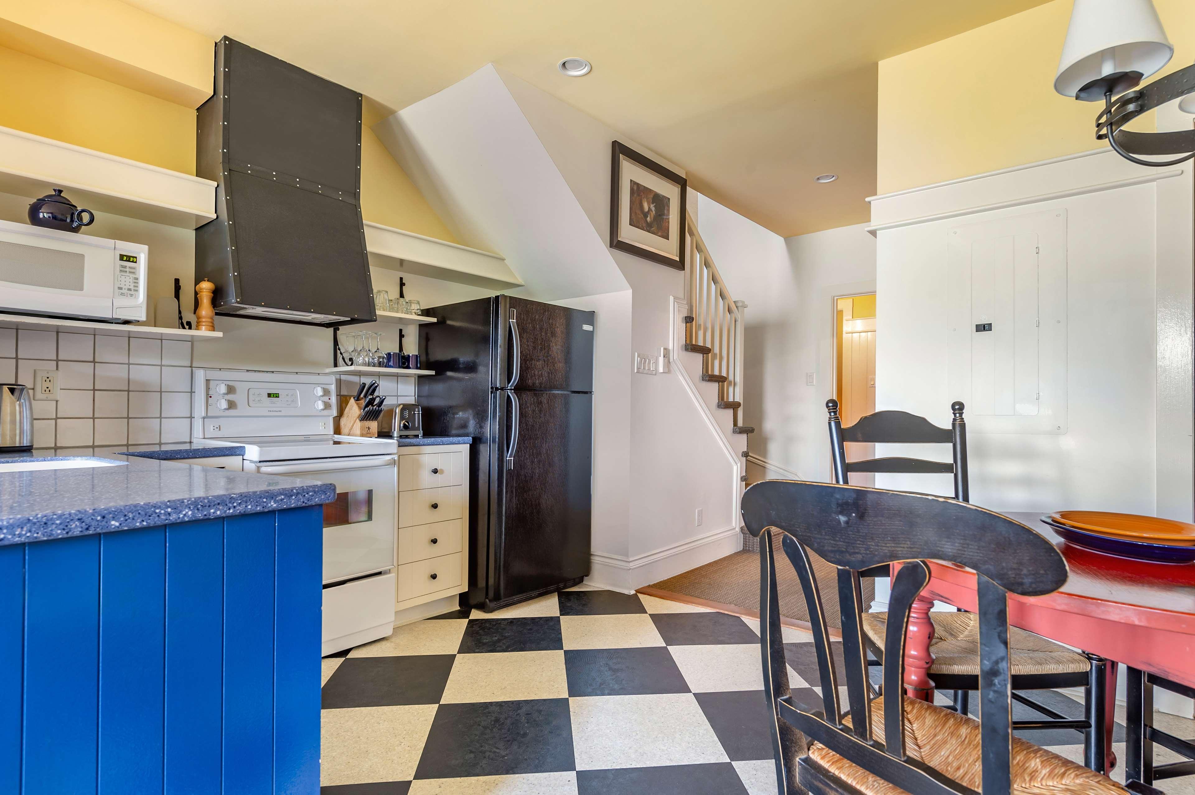 Suite King Bed One Bedroom 