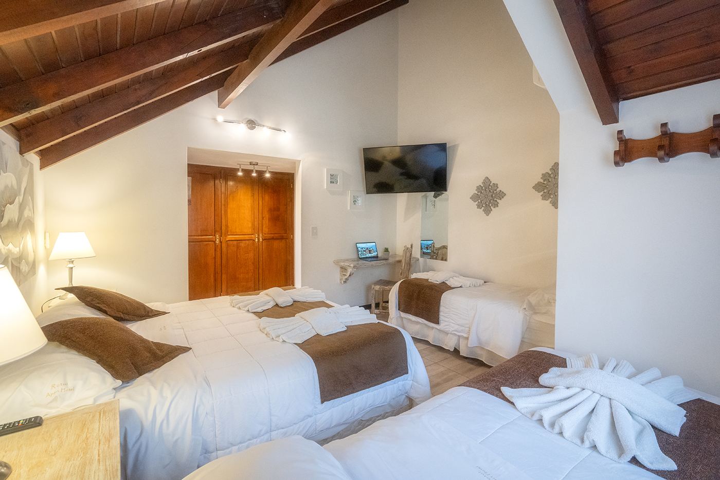 Quadruple Superior King Bed