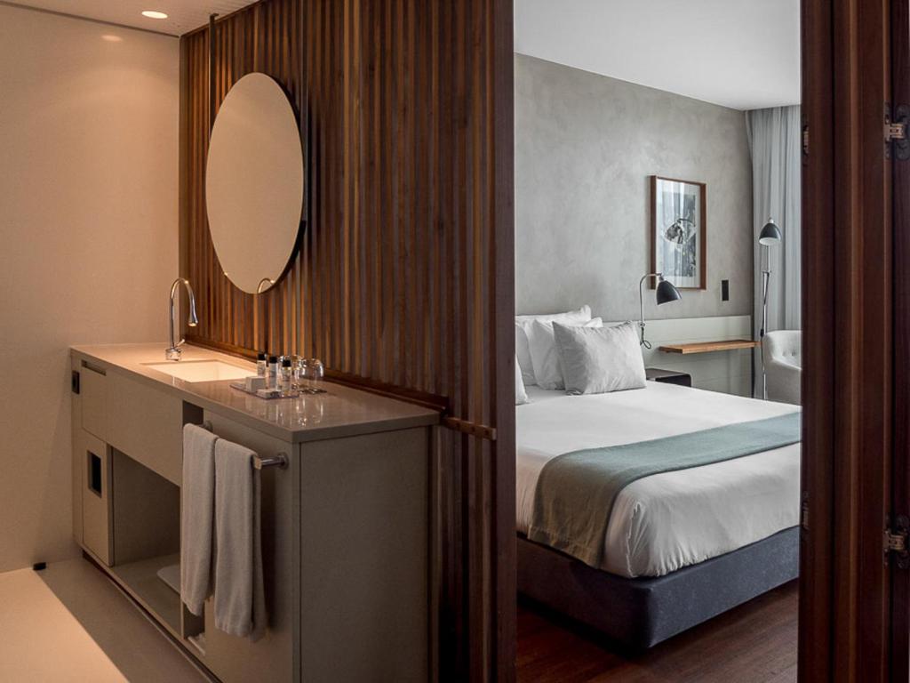 Double or Twin Deluxe Superior