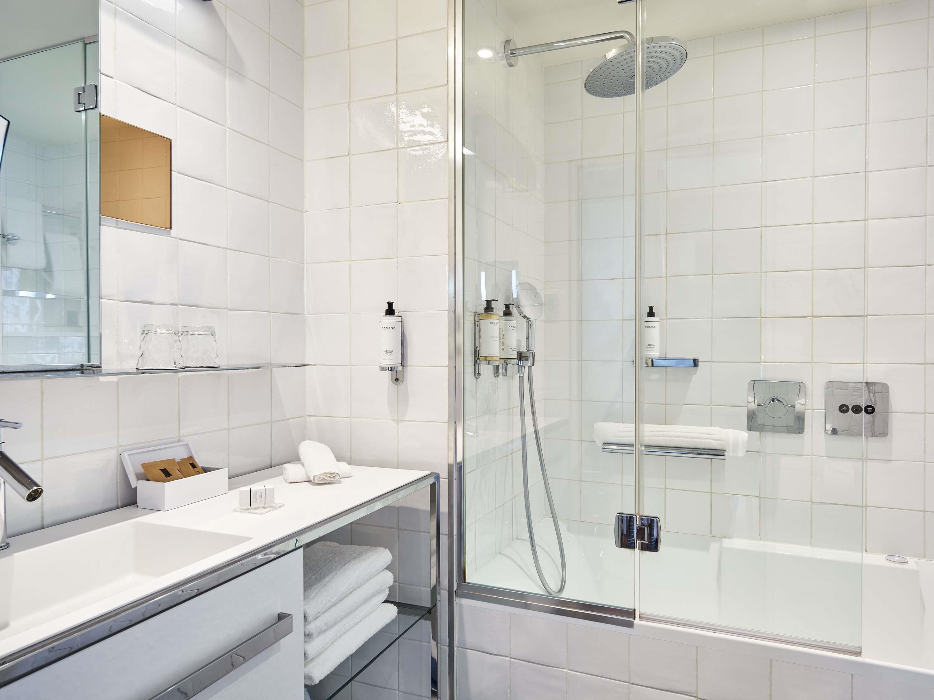 Junior Suite King Size Bed