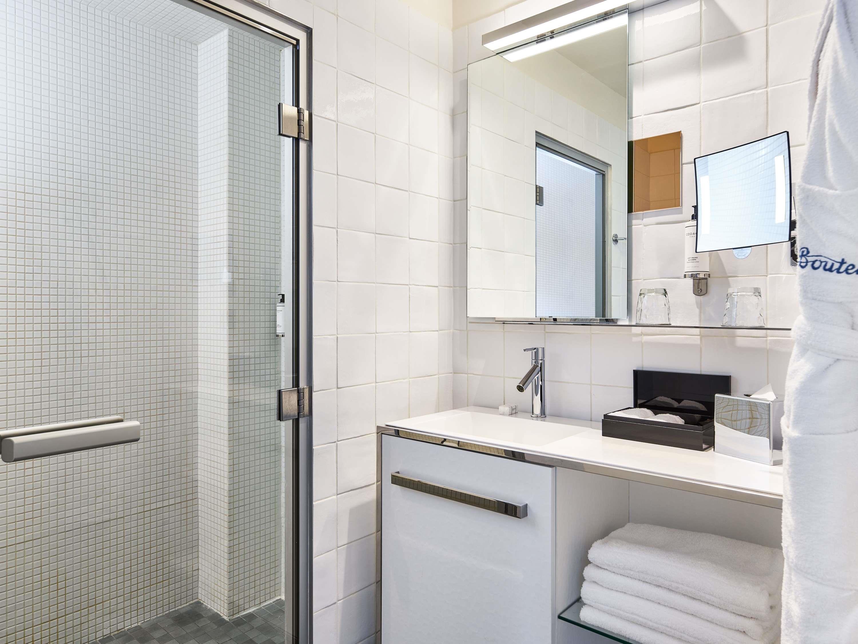 Junior Suite King Size Bed