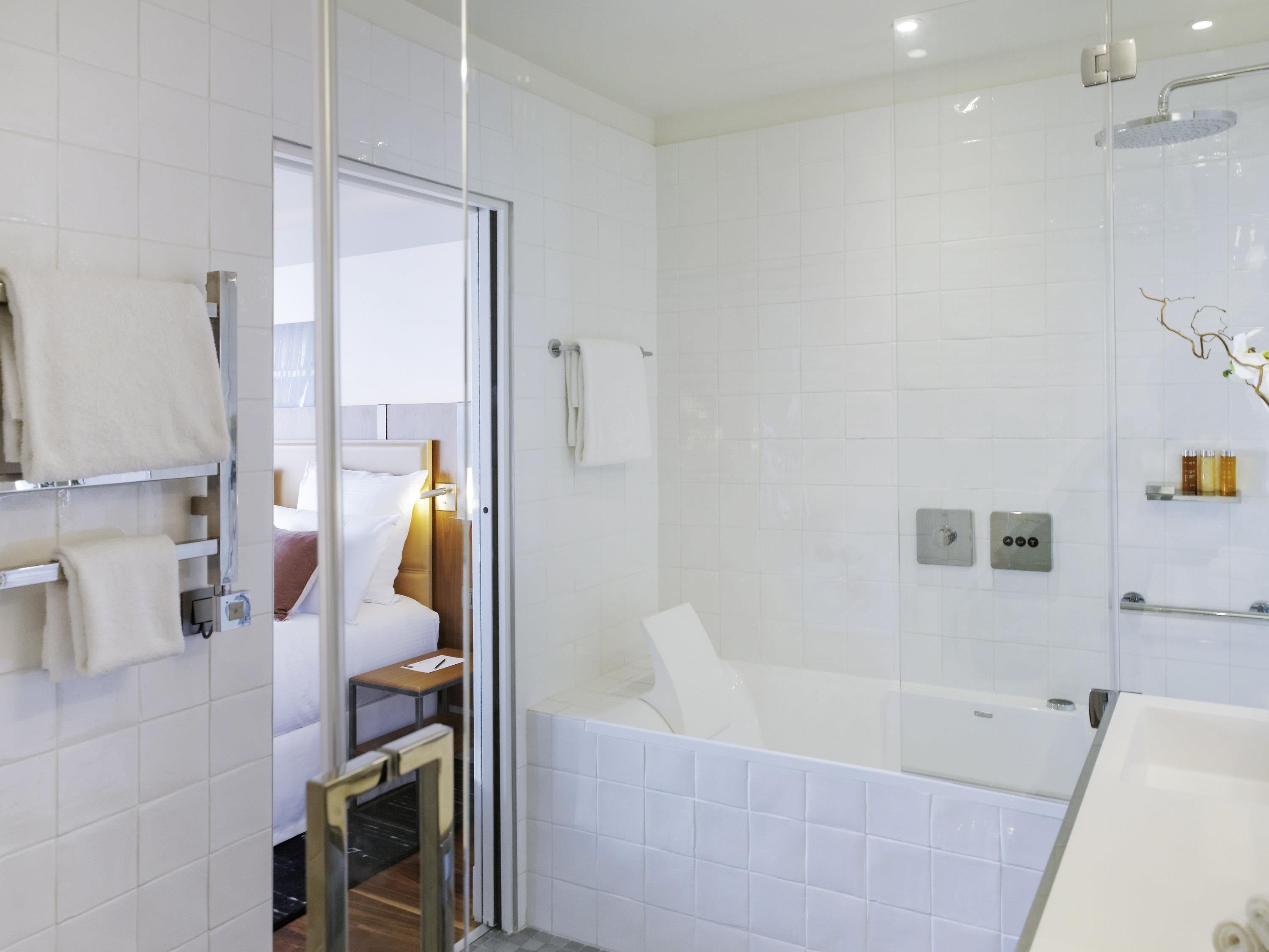 Junior Suite King Size Bed