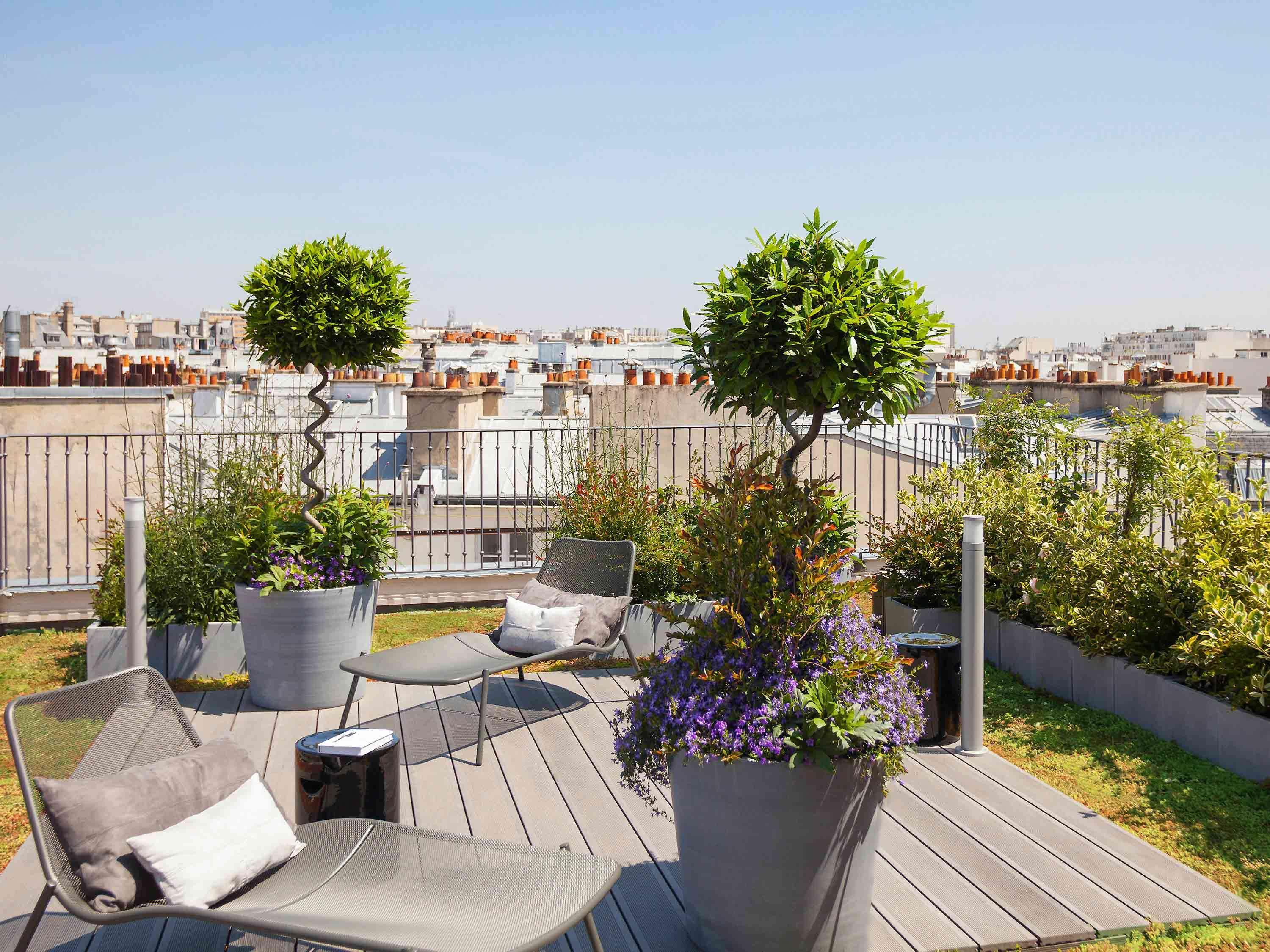 Junior Suite King Size Bed