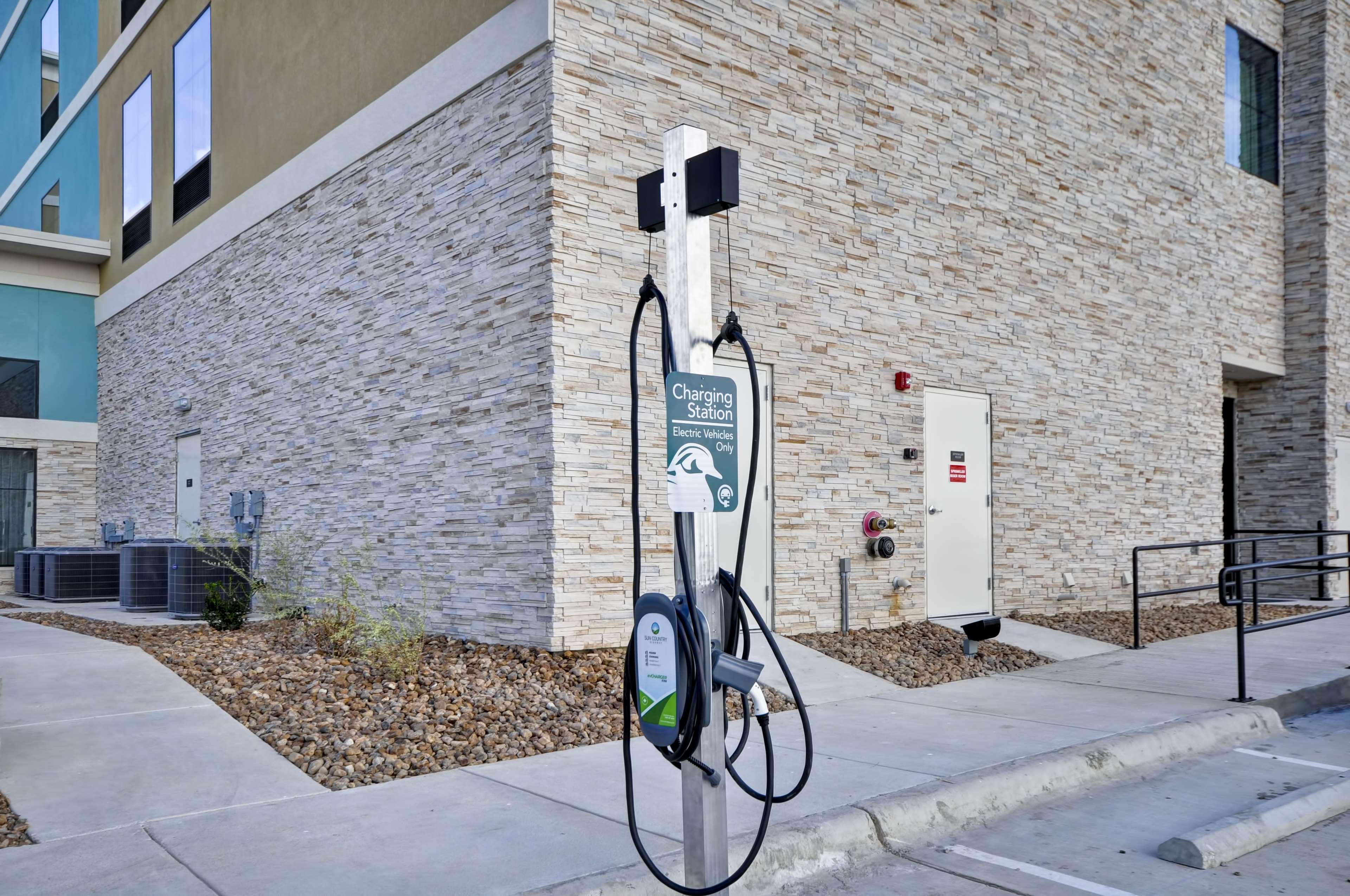 Suite Two Queen Beds