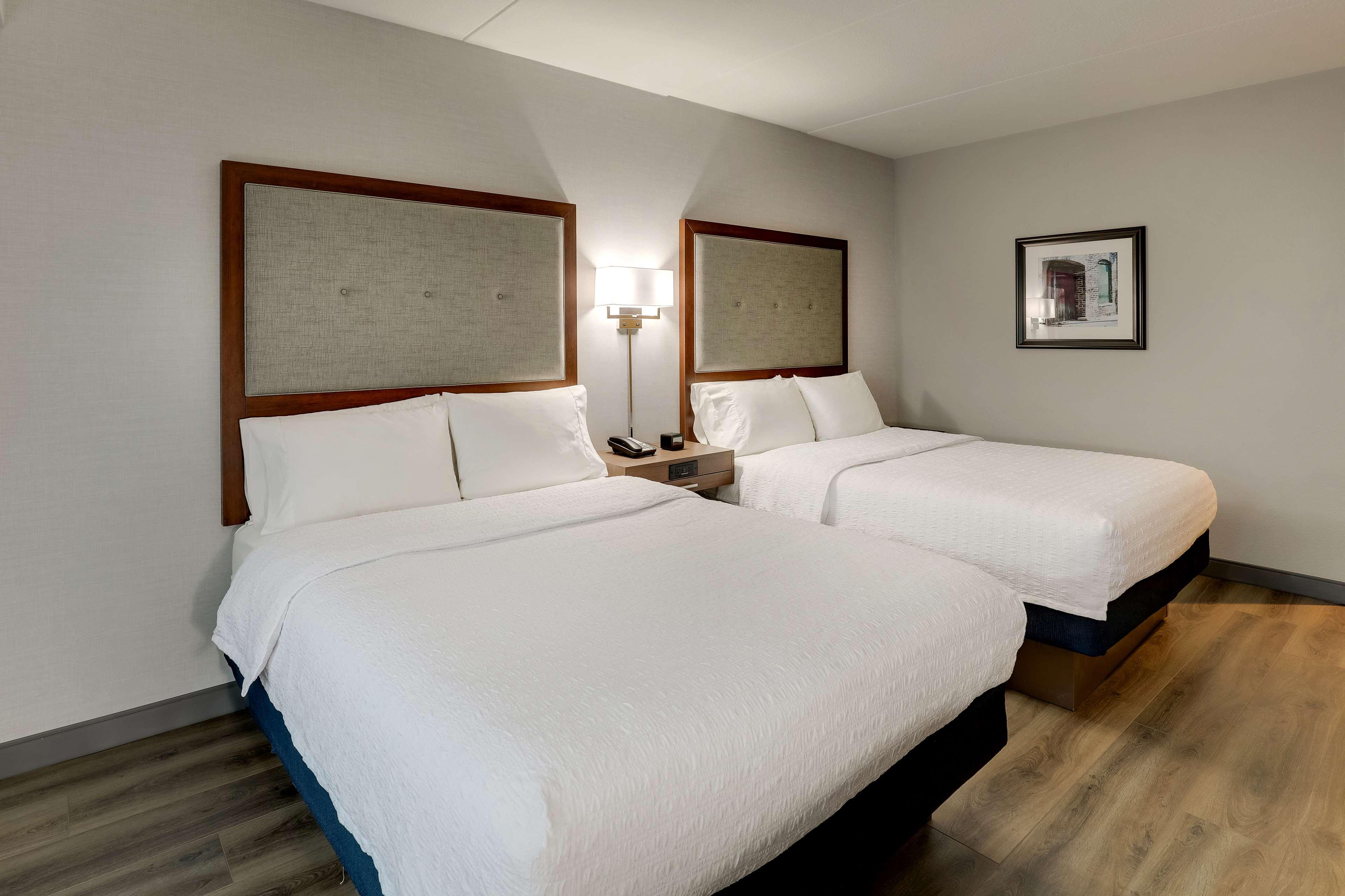 Double Two Queen Beds Non Smoking