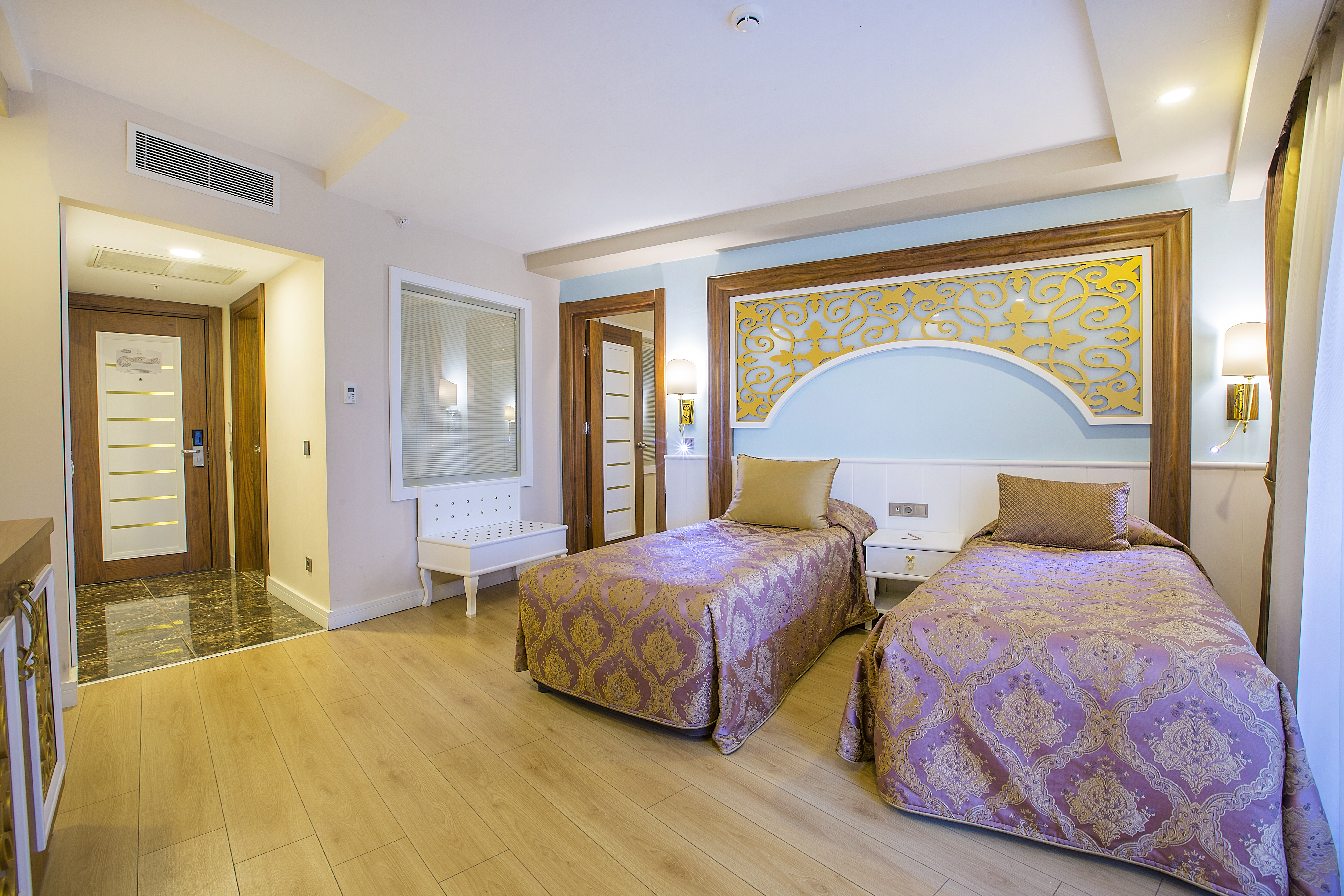 Junior Suite Pool View