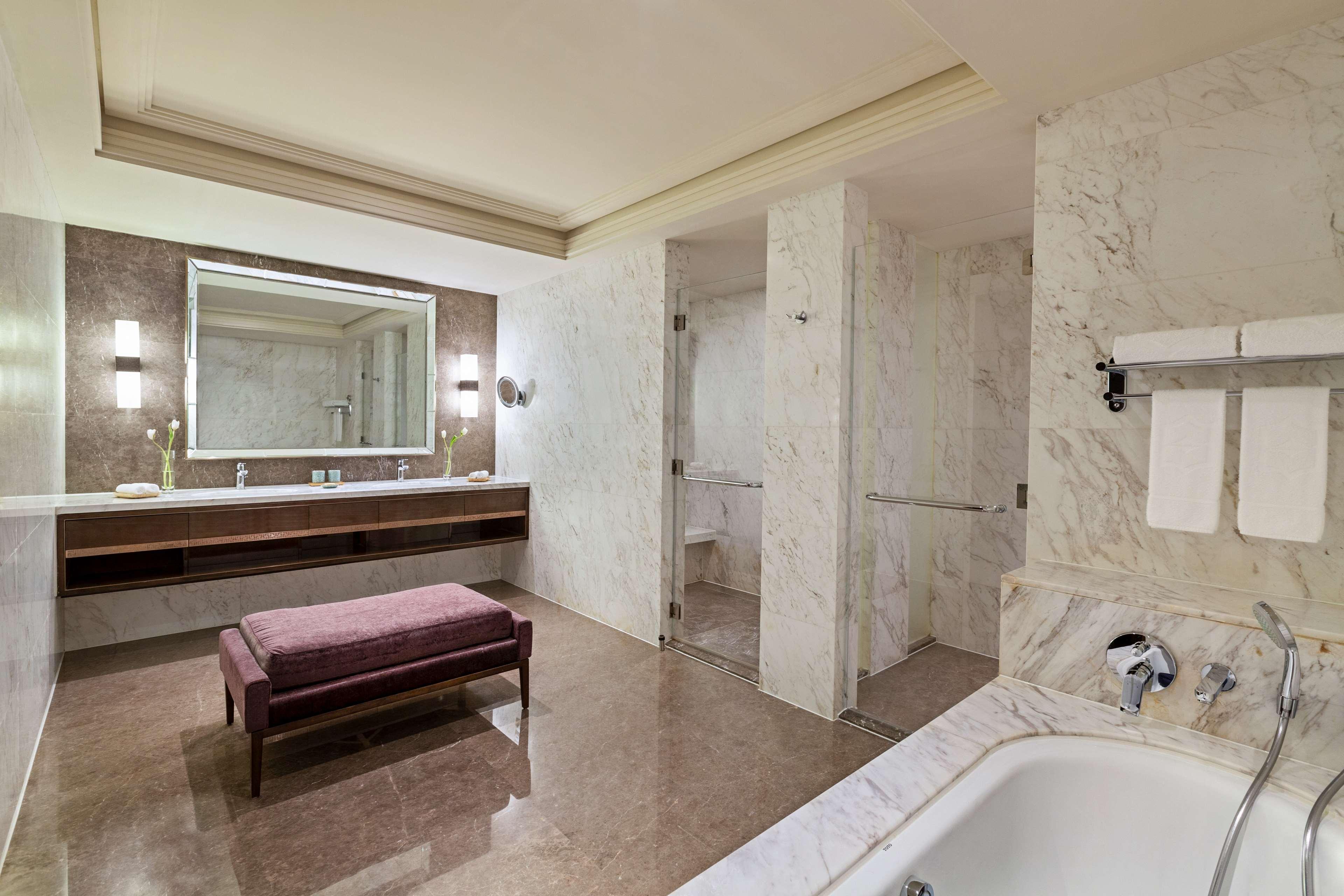 Room Premier King Bed