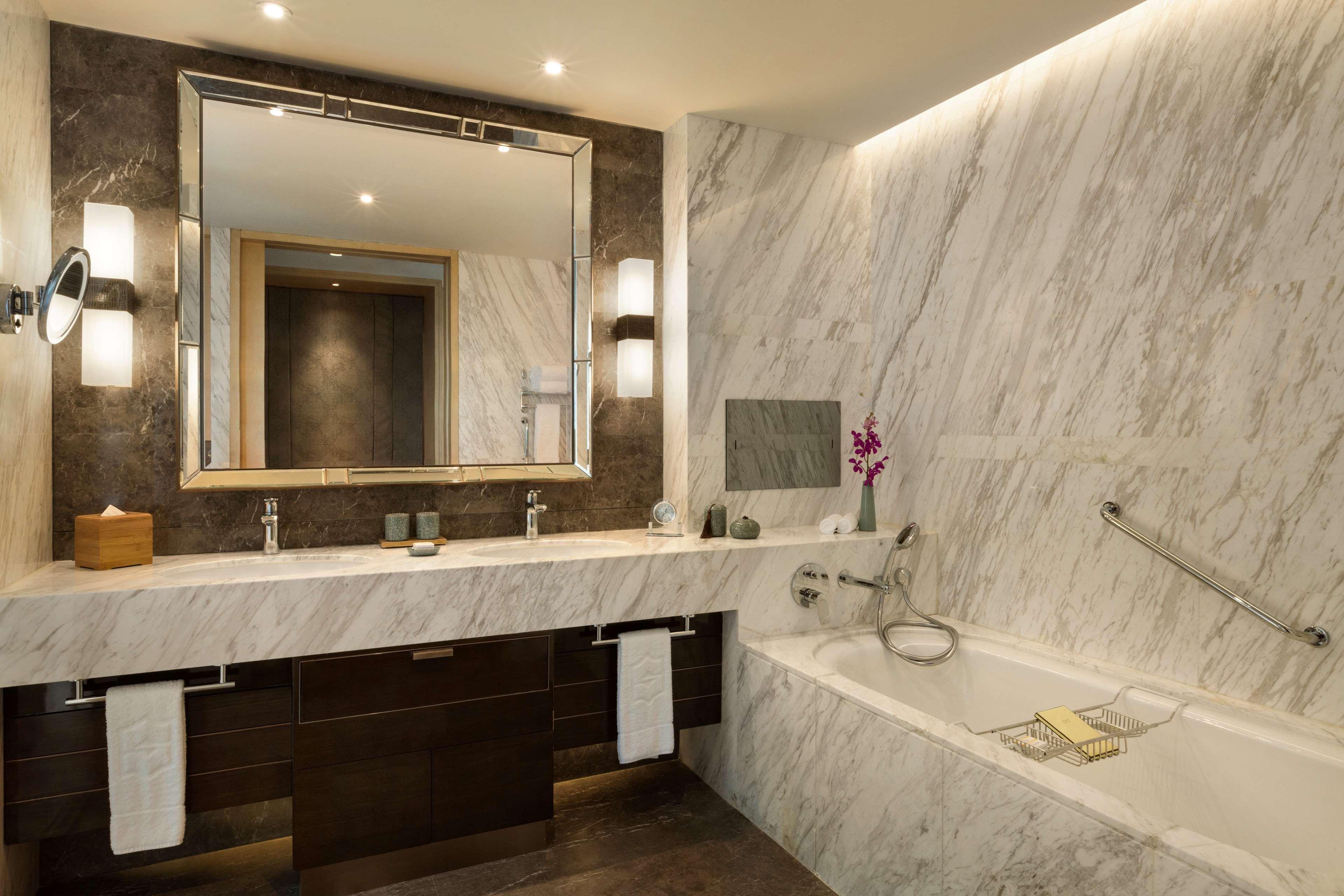 Suite Executive King Bed